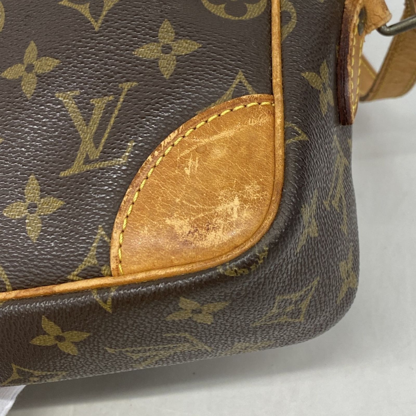 ルイ・ヴィトン(Louis Vuitton) ルイ・ヴィトン ショルダーバッグ