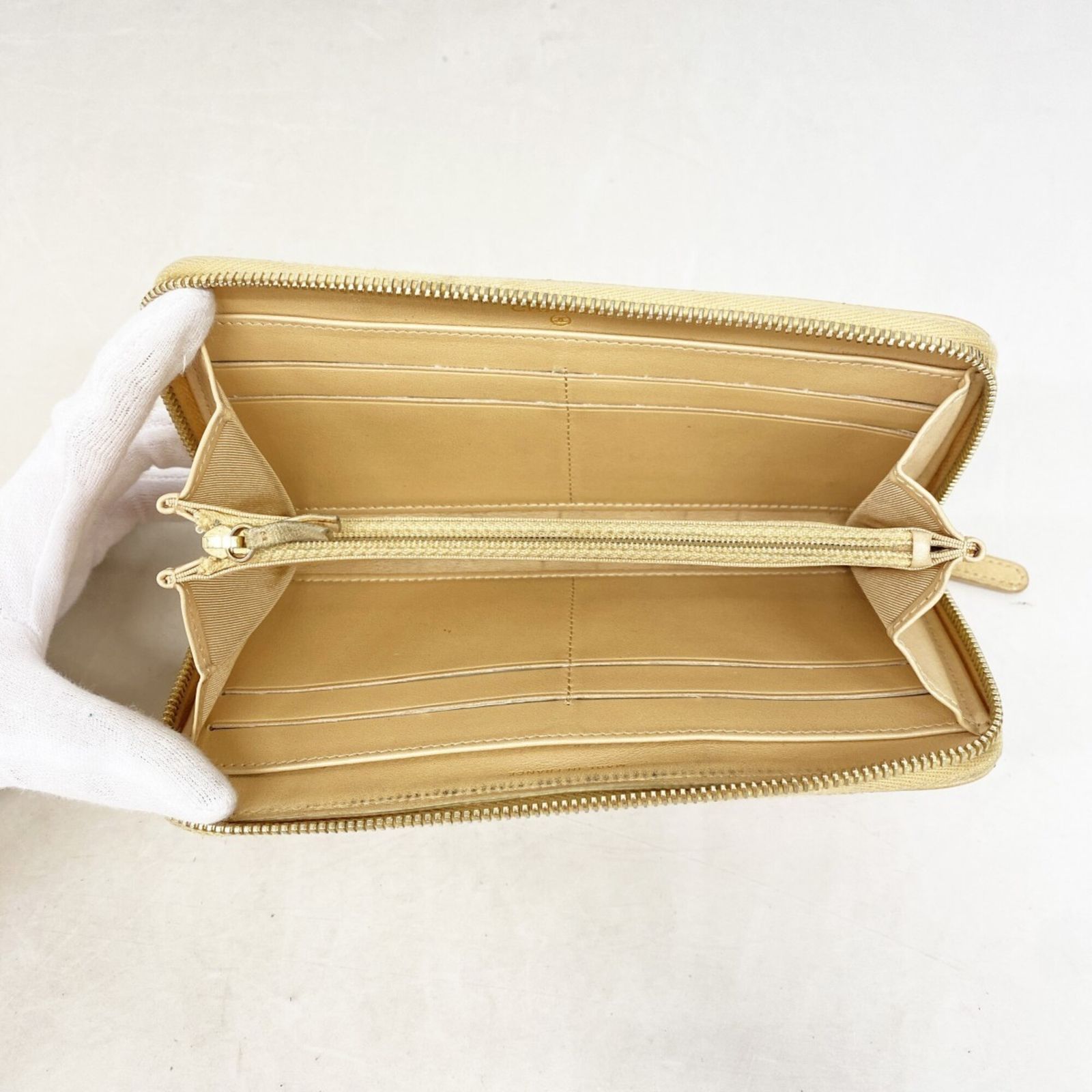シャネル(Chanel) シャネル 長財布 マトラッセ キャビアスキン 
