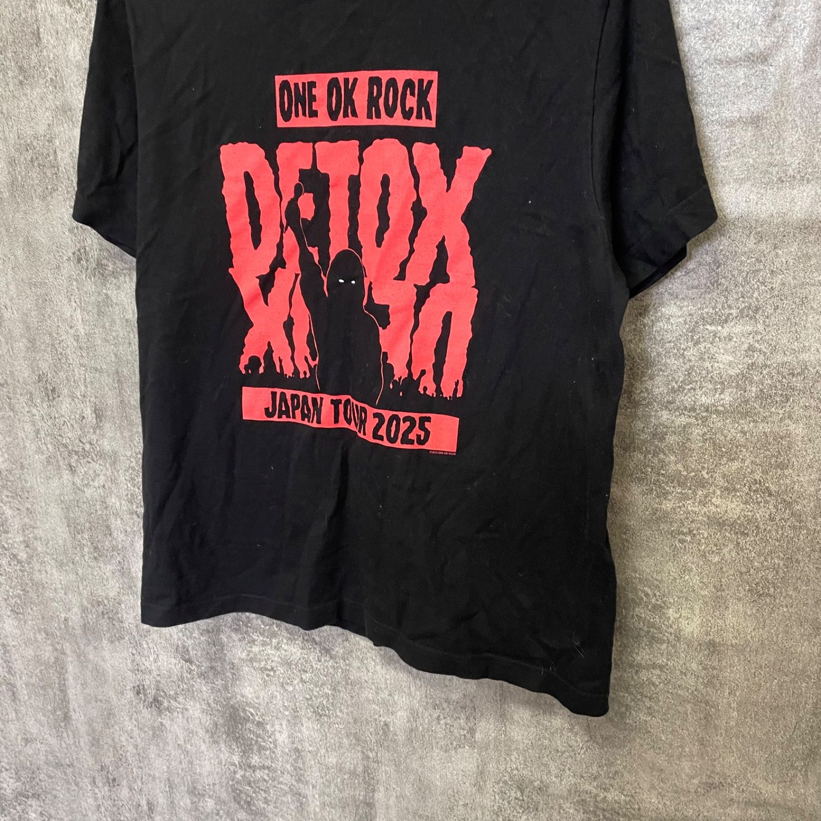 Y-939】ONE OK ROCK ワンオクロック M DETOX JAPAN TOUR 2025 半袖T