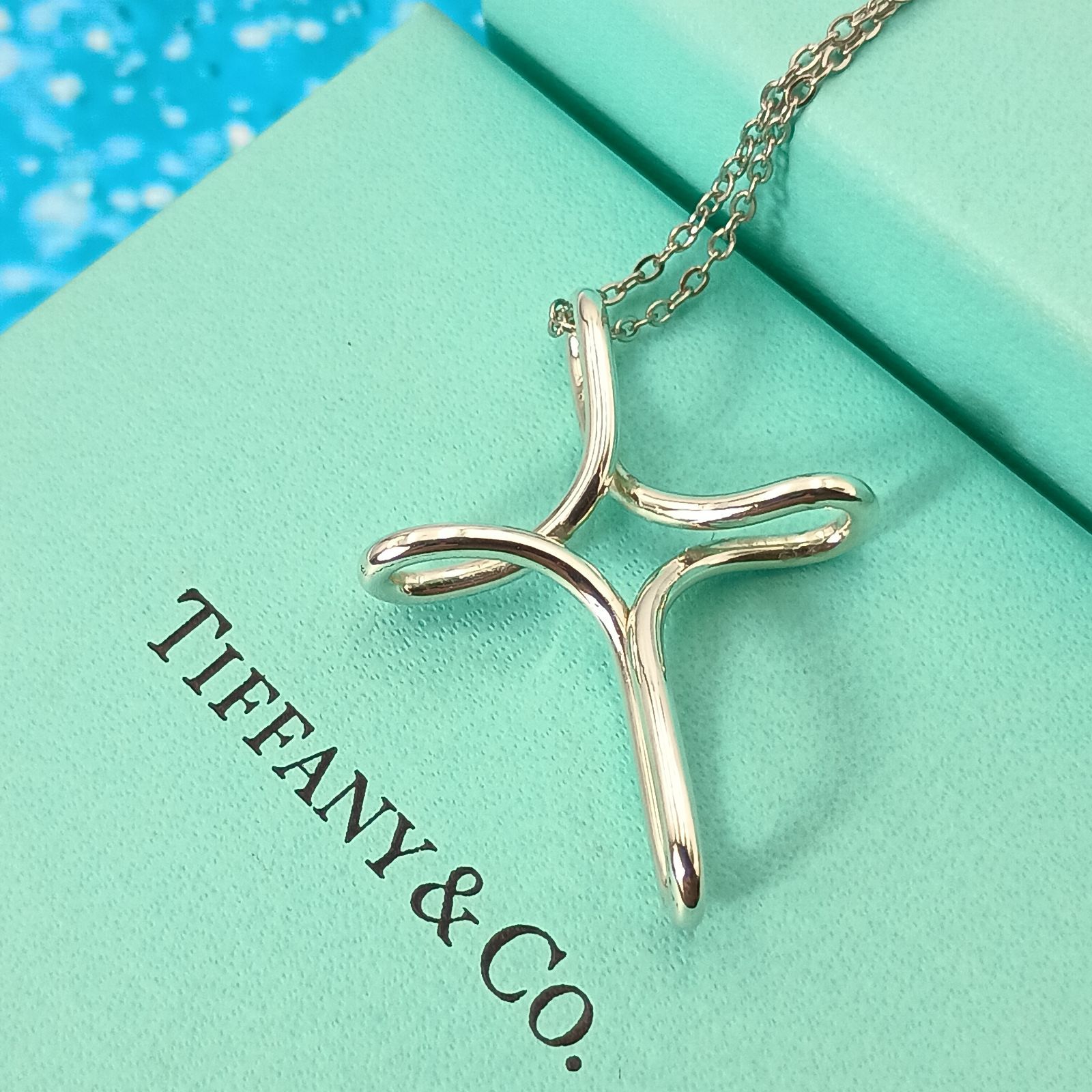 TIFFANY&Co ティファニー　インフィニティ　ネックレス　AG925 TIFFANY&Co. ティファニー インフィニティ クロス ネックレス