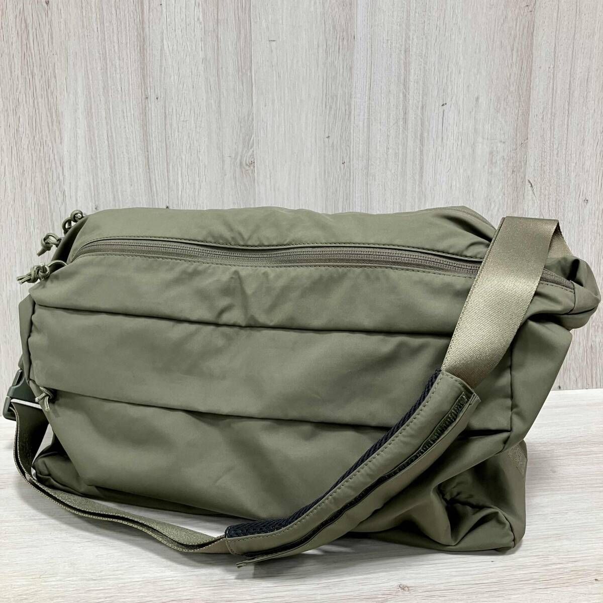 PORTER/ショルダーバッグ/グリーン　【大容量】ポーター 2WAY ボストンバッグ L カーキ 旅行 出張 吉田カバン 10,095円