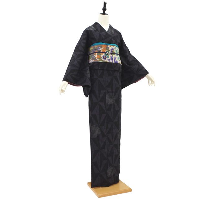 中古】 結城紬 袷 着物 リサイクル 正絹 黒 灰紫 雪輪 麻の葉 80亀甲