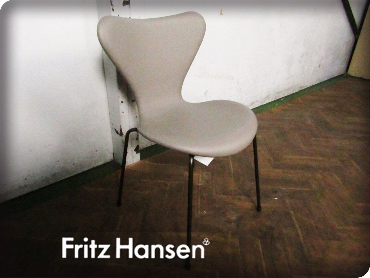 新品/Fritz Hansen/3107セブンチェア/Full Padding/エッセンシャルレザー/ラーバ/本革/アルネ・ヤコブセン/ダイニングチェア/17.4万/st272k 55,000円