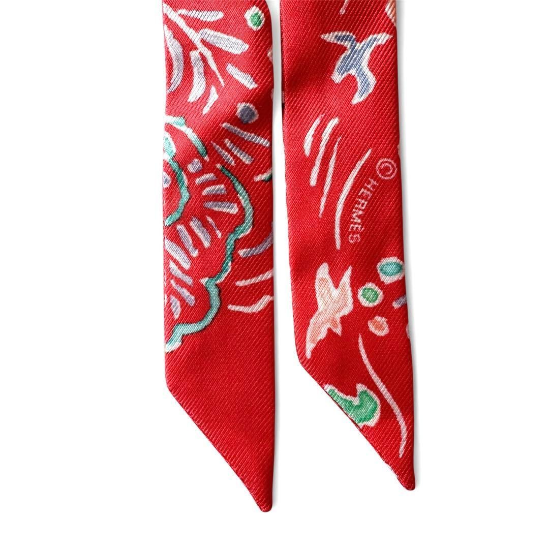HERMES エルメス ツイリードール 赤 シルクスカーフ 美品 HERMES エルメス ツイリードール 赤 シルクスカーフ 美品