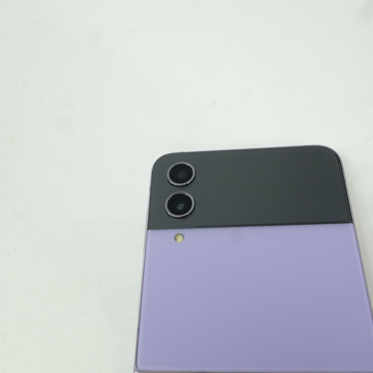docomo Galaxy Z Flip4 SC-54C ボラパープル 中古 - メルカリ