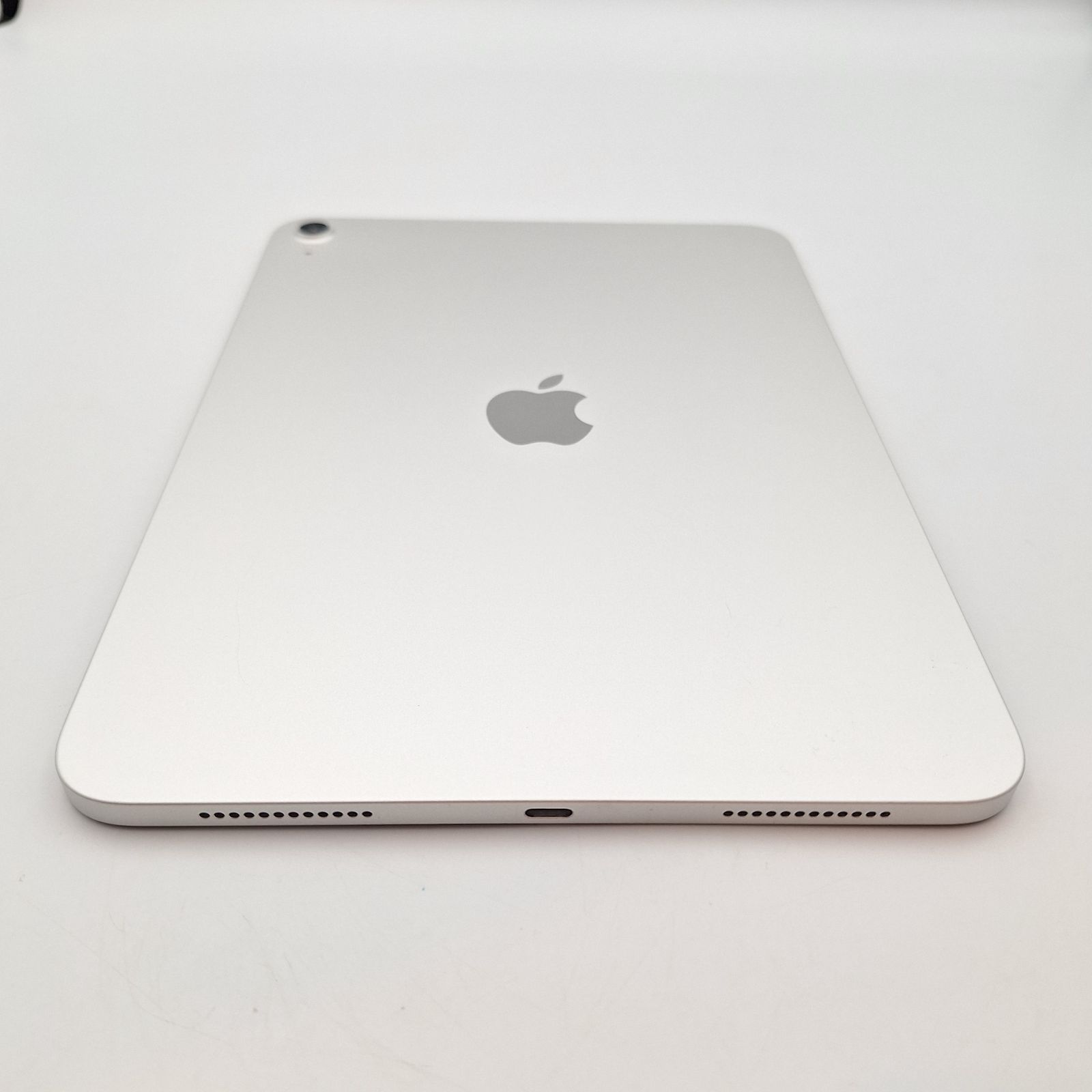 iPad A16 Wi-Fiモデル 11インチ 128GB シルバー 第11世代 美品 Apple 