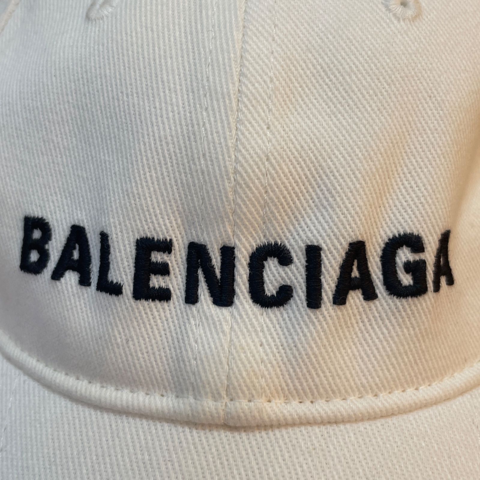 BALENCIAGA ホワイトキャップ ARCHETYPE 管理番号SC710 - メルカリ