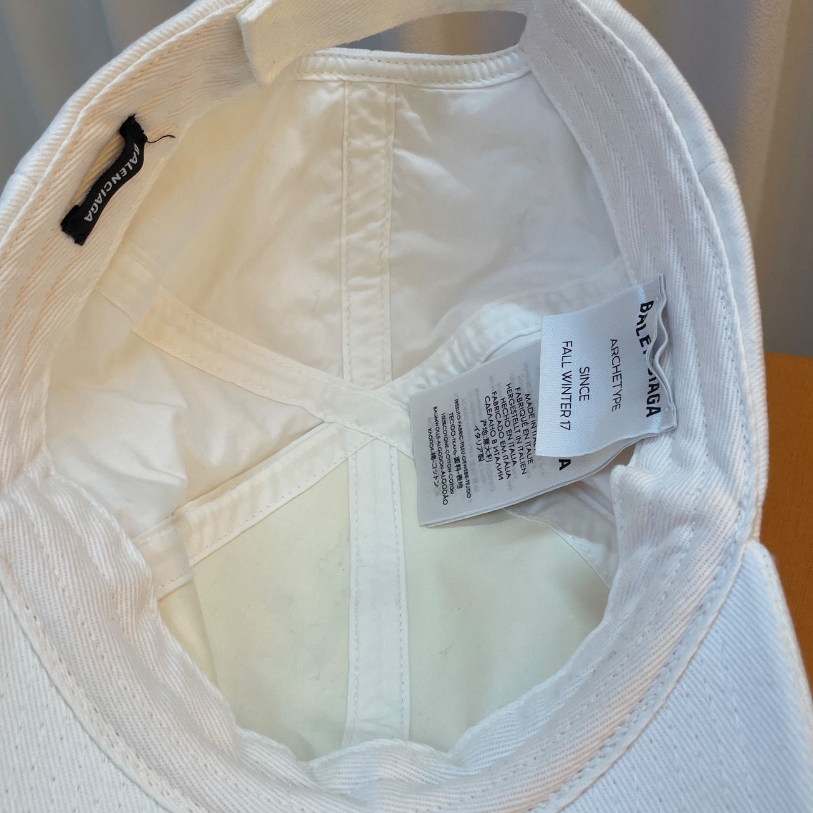 BALENCIAGA ホワイトキャップ ARCHETYPE BALENCIAGA ホワイトキャップ ARCHETYPE 管理番号SC710 - メルカリ
