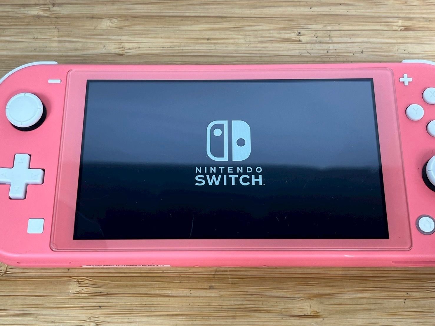 埼玉発】Nintendo Switch Lite コーラル 本体 充電器付き 動作確認済み