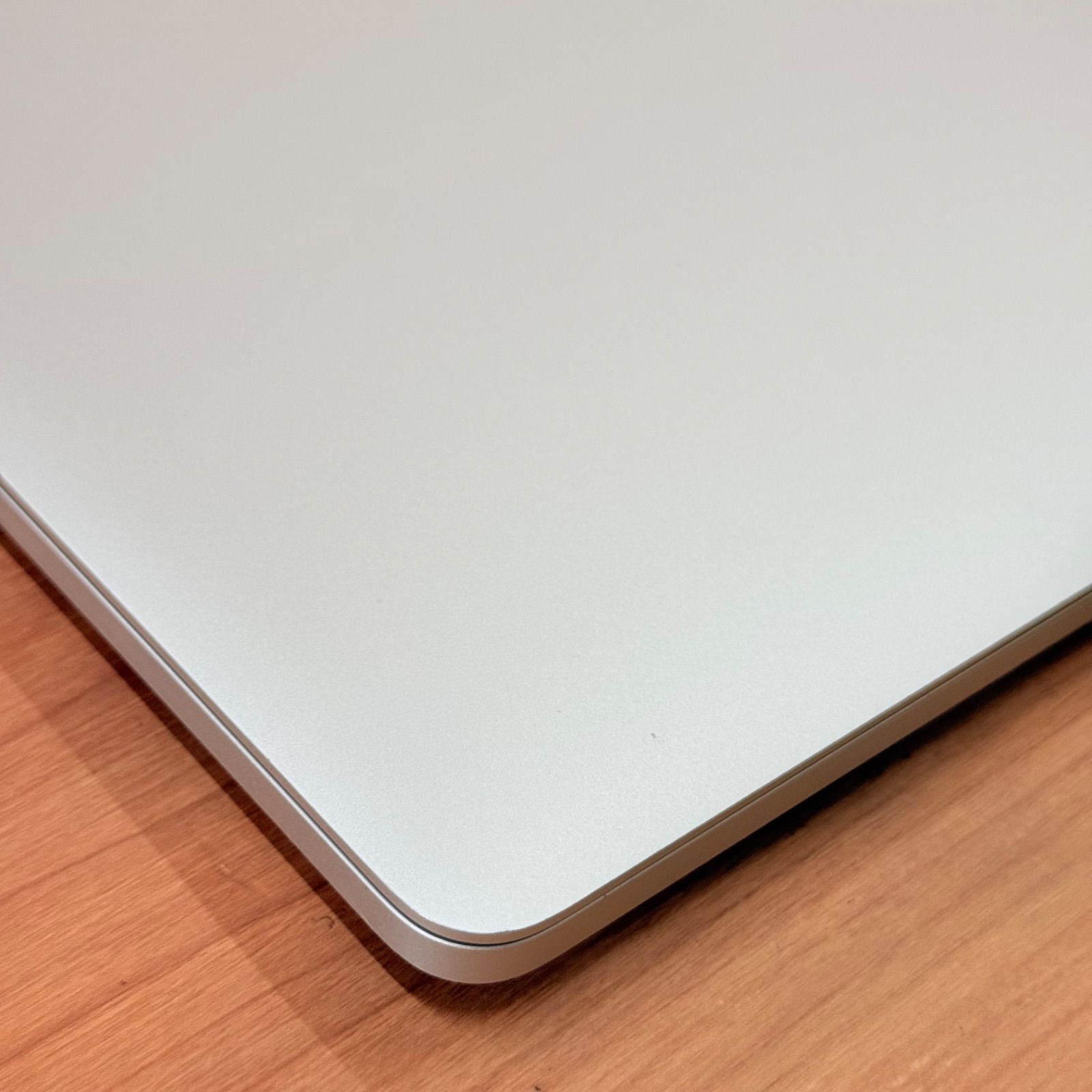 動作確認済】 MacBook pro 13インチ 2020 アップル Apple corei7 32GB