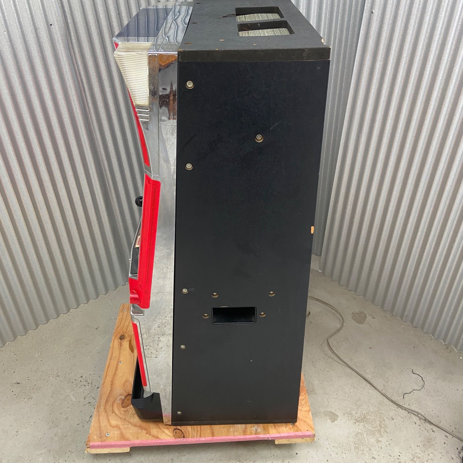 引取限定】実機スロット 4号機 初代 北斗の拳 - メルカリ