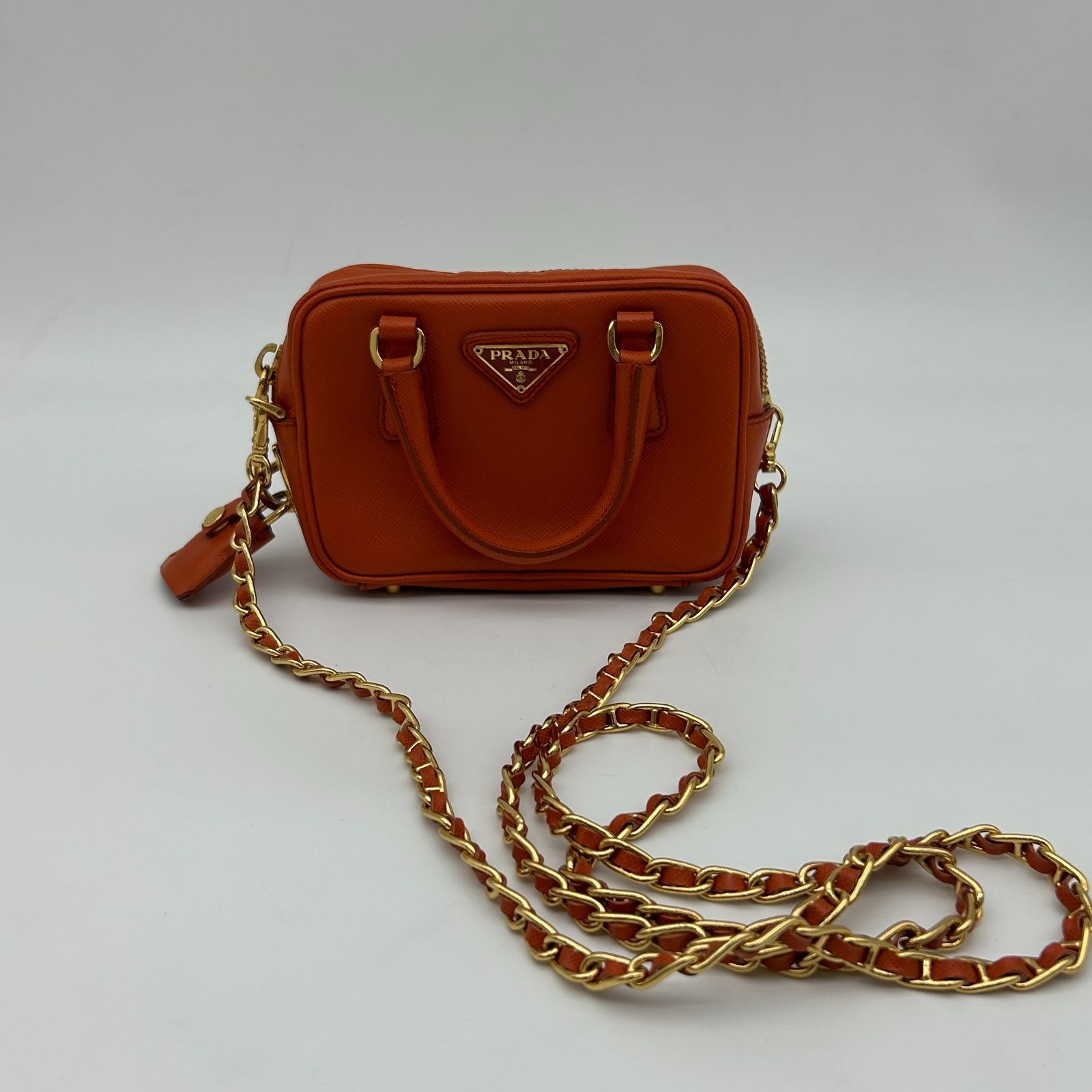 PRADA（プラダ） オレンジ サフィアーノレザー ショルダーバッグ