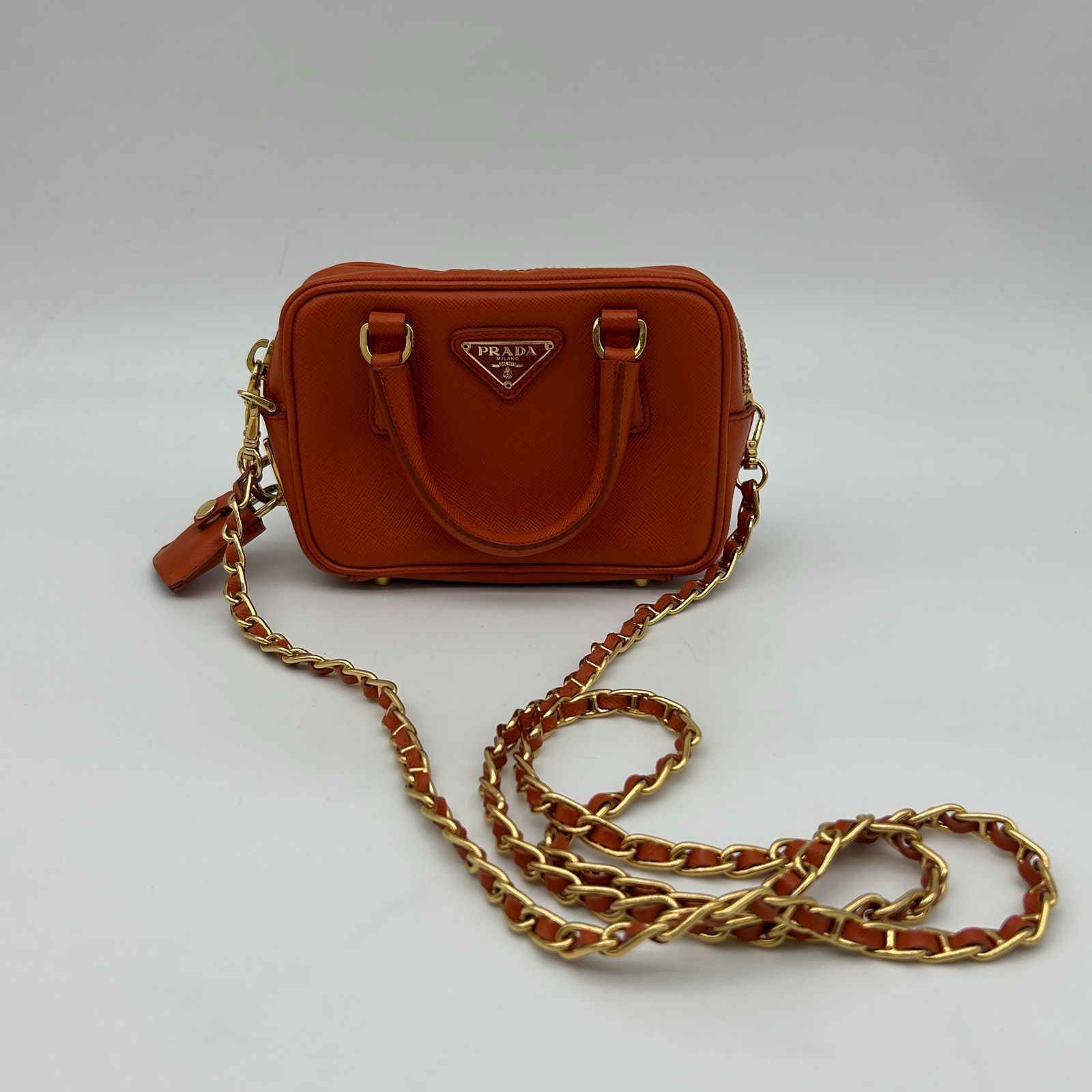 PRADA（プラダ） オレンジ サフィアーノレザー ショルダーバッグ