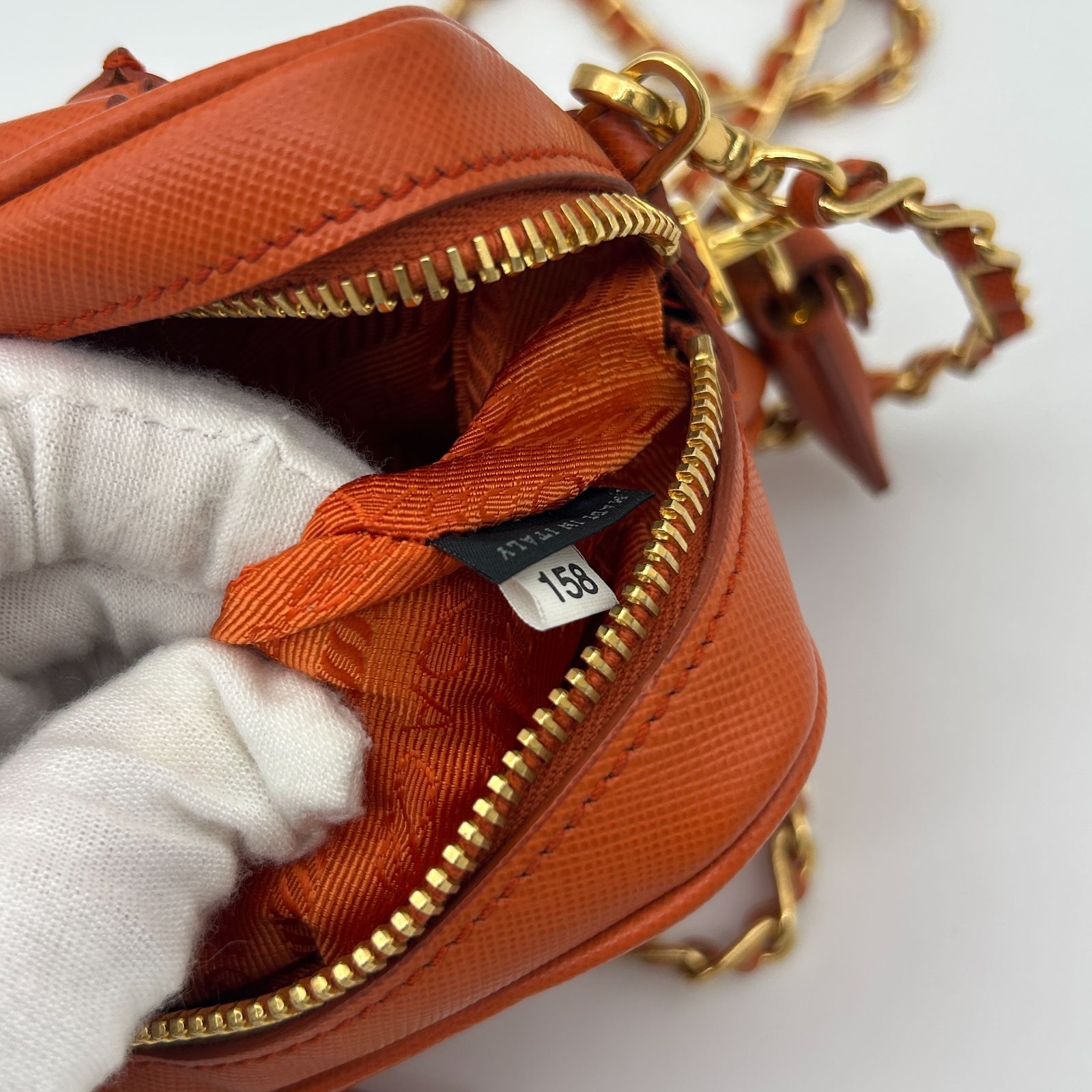 PRADA（プラダ） オレンジ サフィアーノレザー ショルダーバッグ