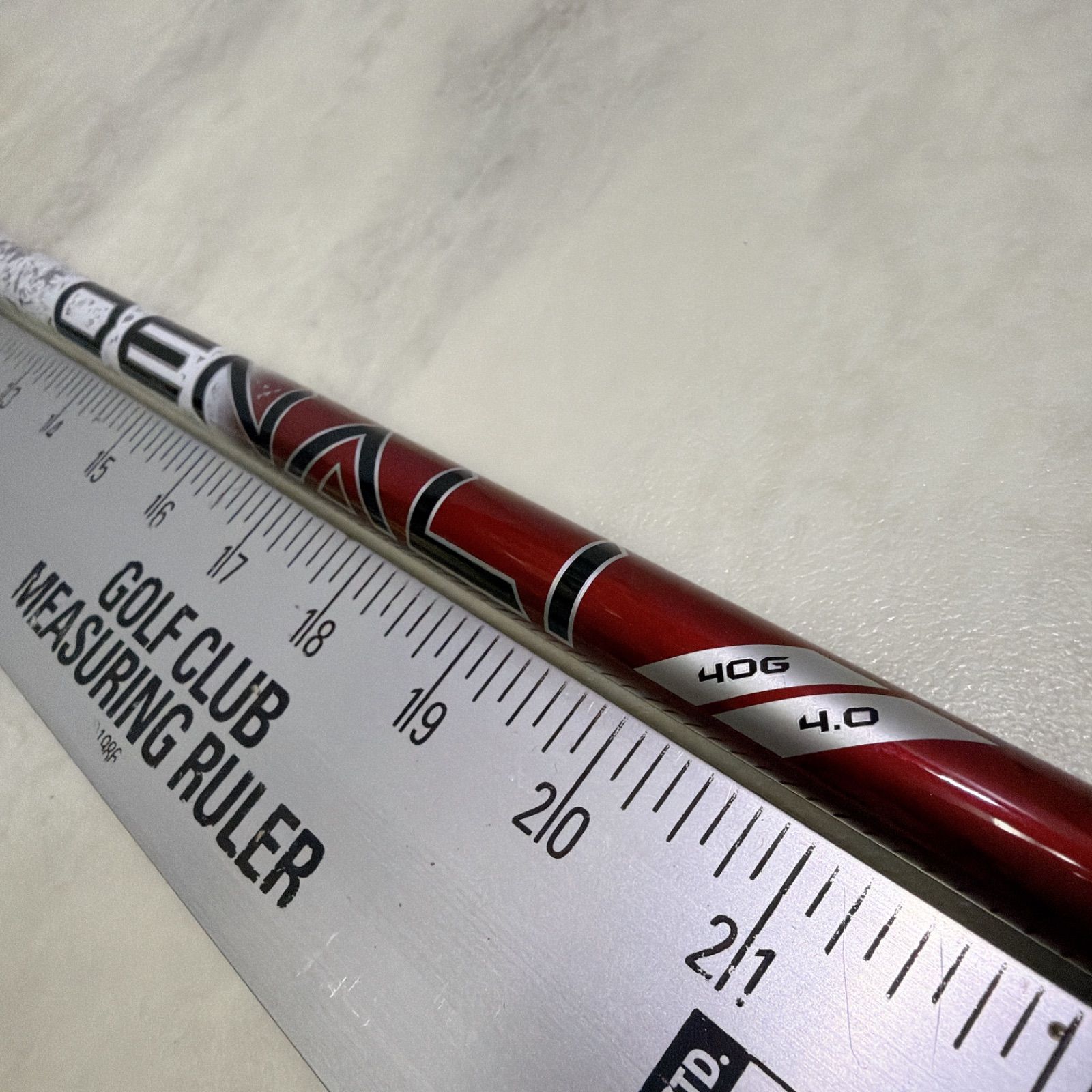 GT純正　デナリレッド　40G 4.0 ドライバー用　タイトリストスリーブ GT純正 デナリレッド 40G 4.0 ドライバー用 タイトリストスリーブ