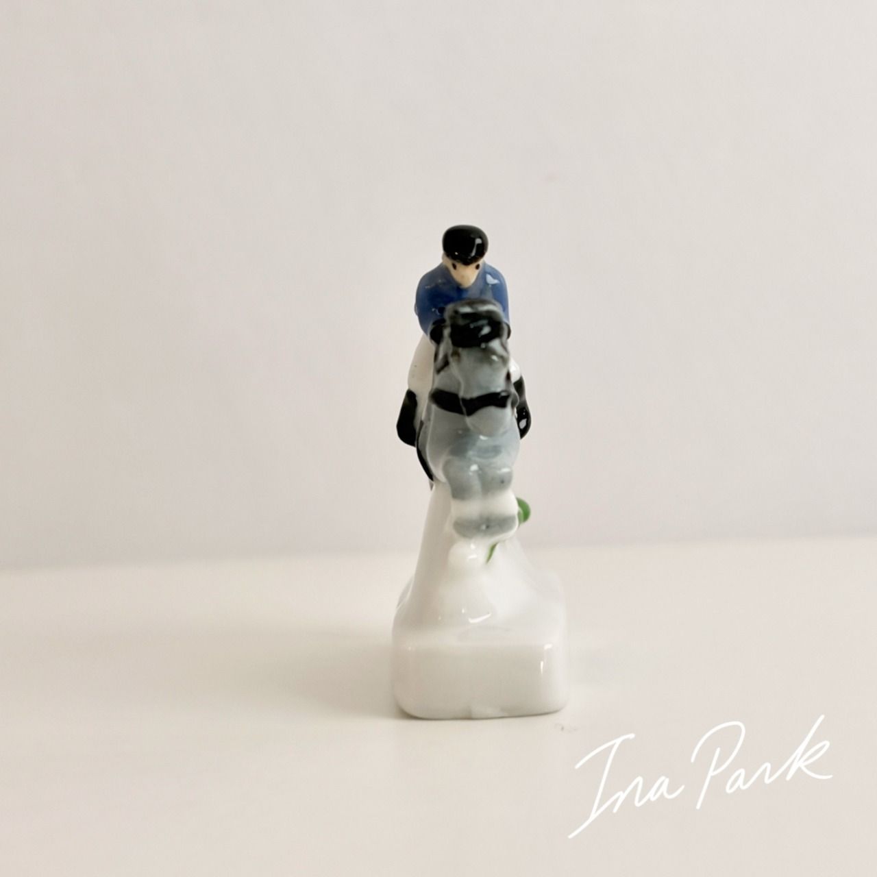 馬術のフェーヴ フェーブ フランス製 ミニチュア 陶器 雑貨 置物
