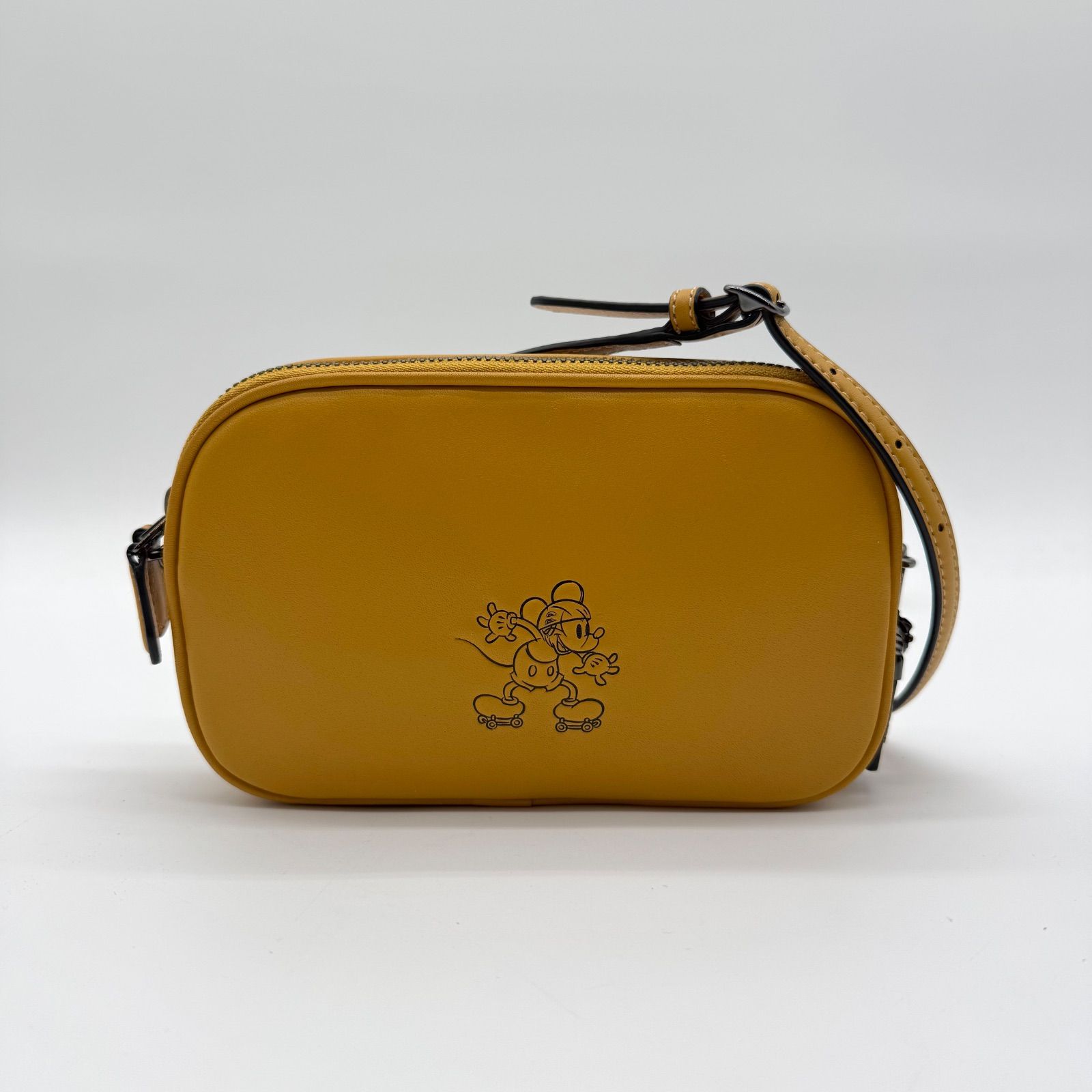 極美品✨COACH コーチ ショルダーバッグ Disneyコラボ限定 レザー イエロー