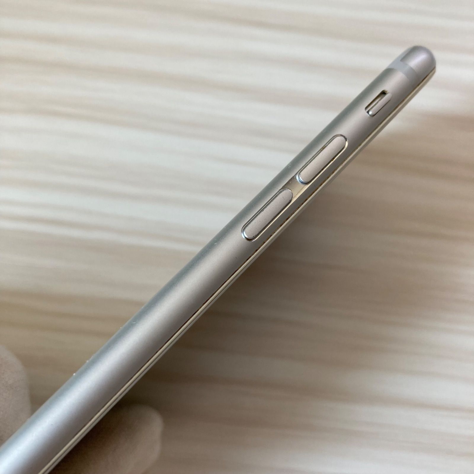 iPhone6 64GB Silver Softbank バッテリー53% - メルカリ
