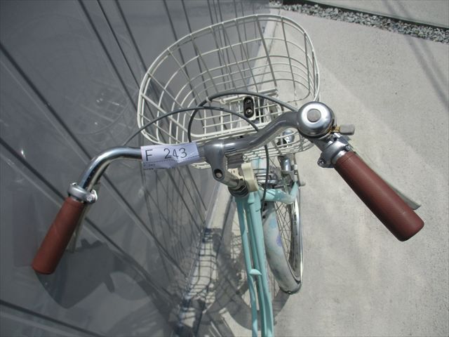F243☆整備済み☆完成車発送☆中古子ども自転車【ブリヂストン