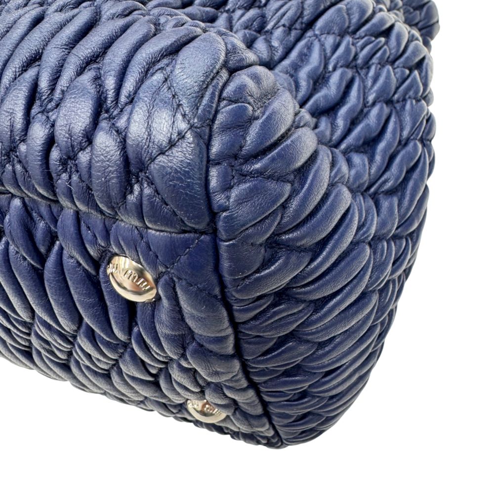 miu miu ナッパクリスタル ショルダーバッグ レザー ネイビー マテラッセ 中古】MIUMIU ミュウミュウ マテラッセ ナッパクリスタル レザー