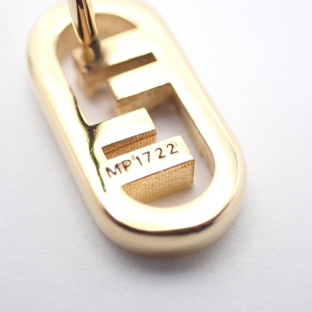 FENDI フェンディ オーロック ピアス ゴールド色金具/ラインストーン