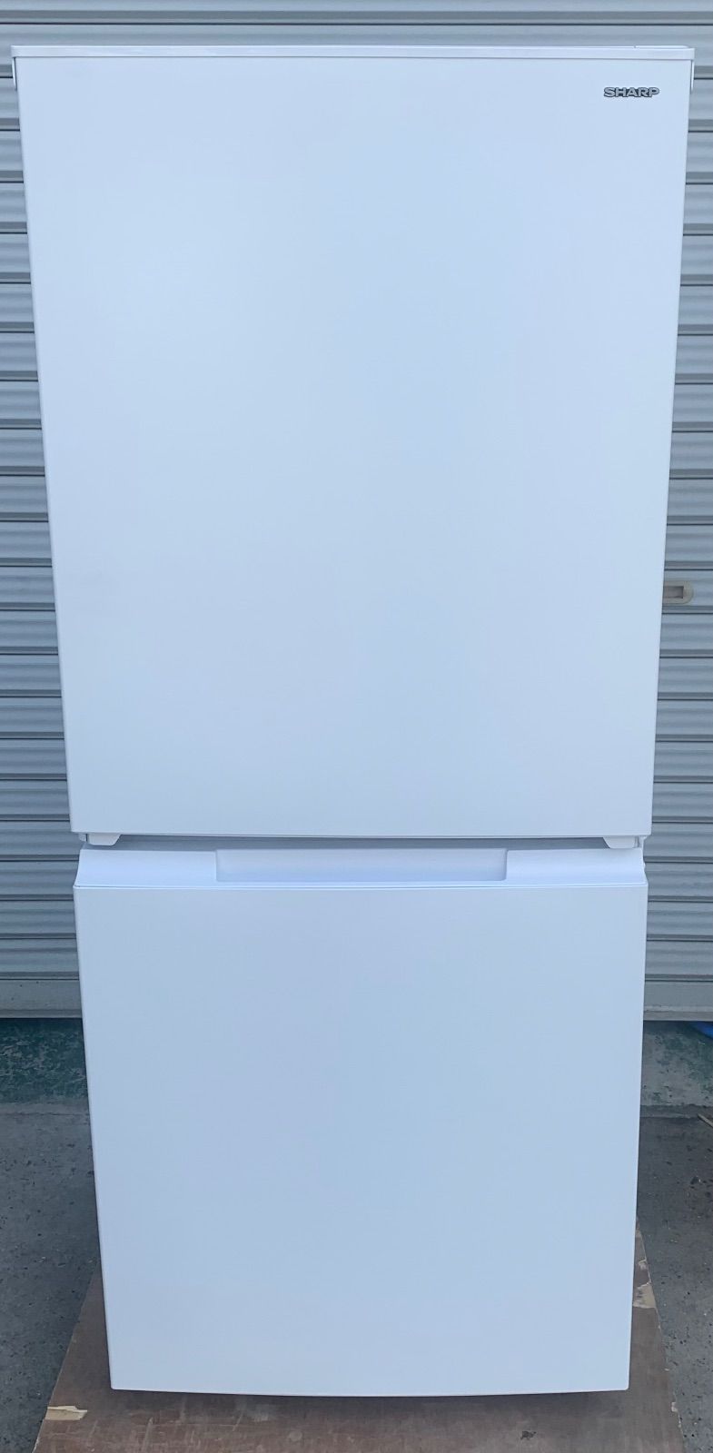 6r79. 美品SHARP 152L 冷蔵庫 SJ-D15PJ-W 2025年製 - メルカリ