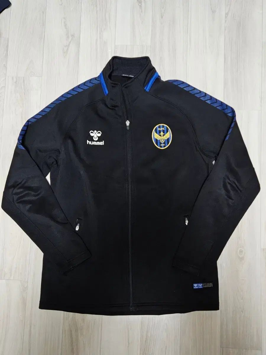 インジョンユナイテッド FC ヒュンメル トラックジャケット 出品 8,261円