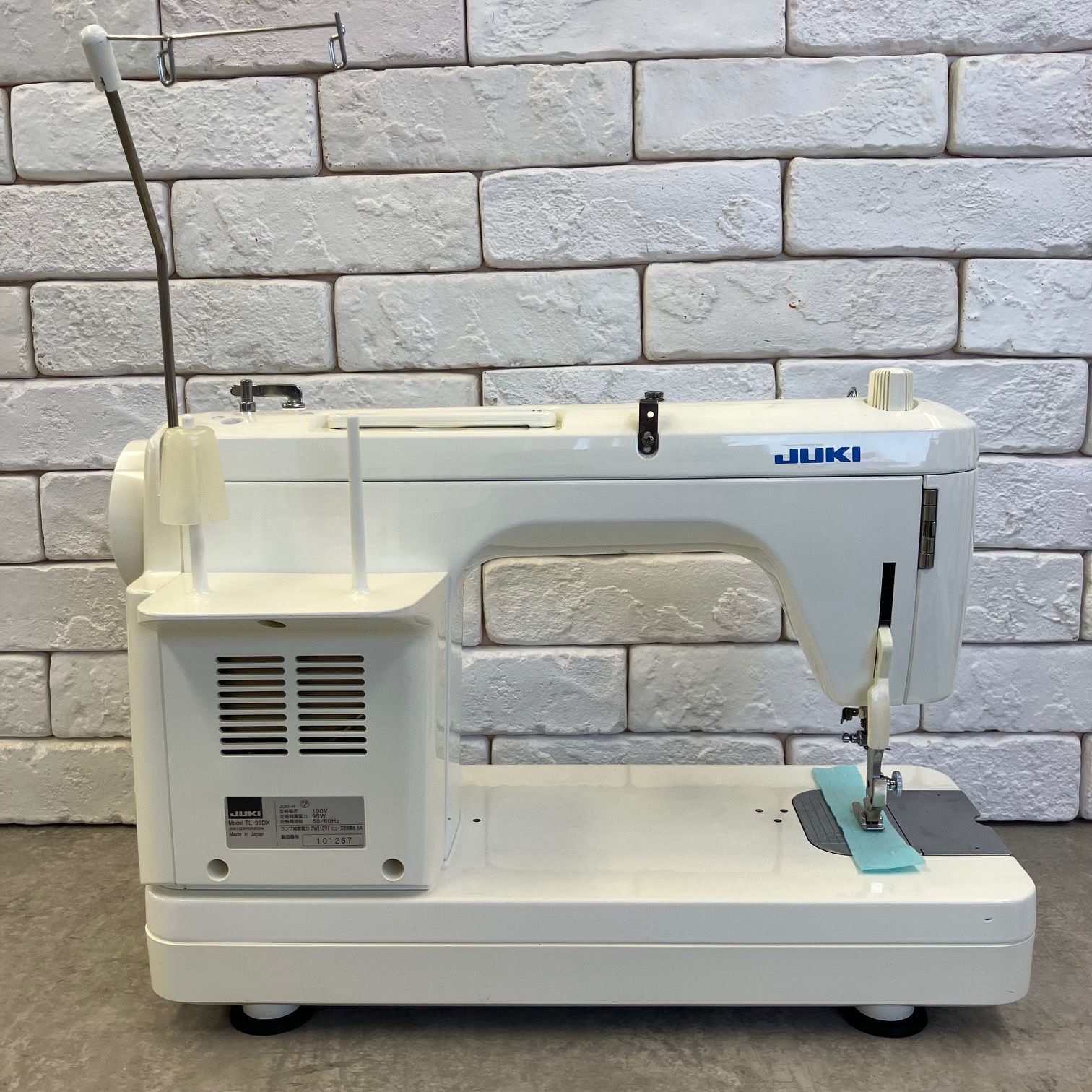 JUKI ジューキ SPUR TL-98DX 職業用のミシン 【フットコントローラー付