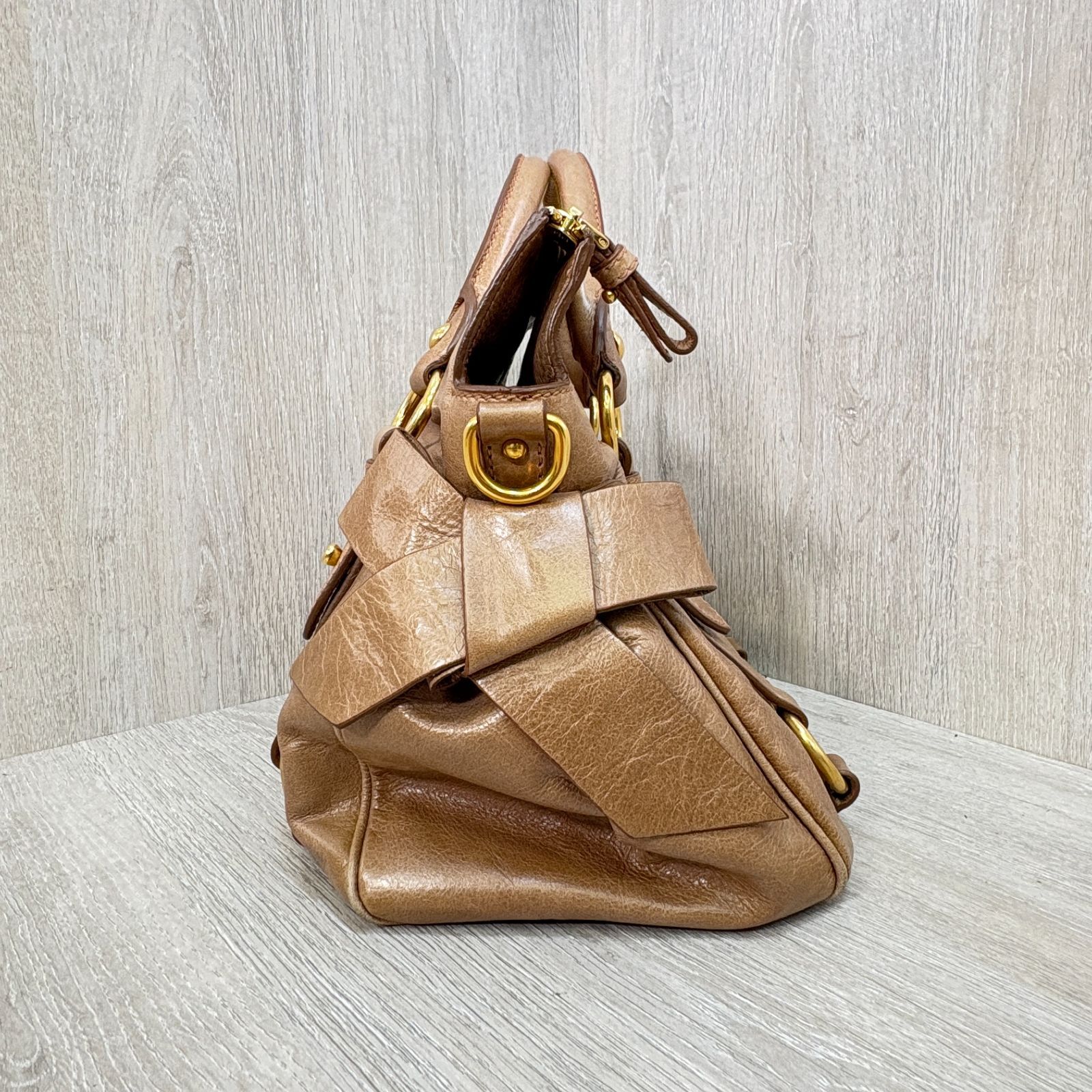 MIU MIU ミュウミュウ 2WAY レザー ハンドバッグ ショルダーバッグ