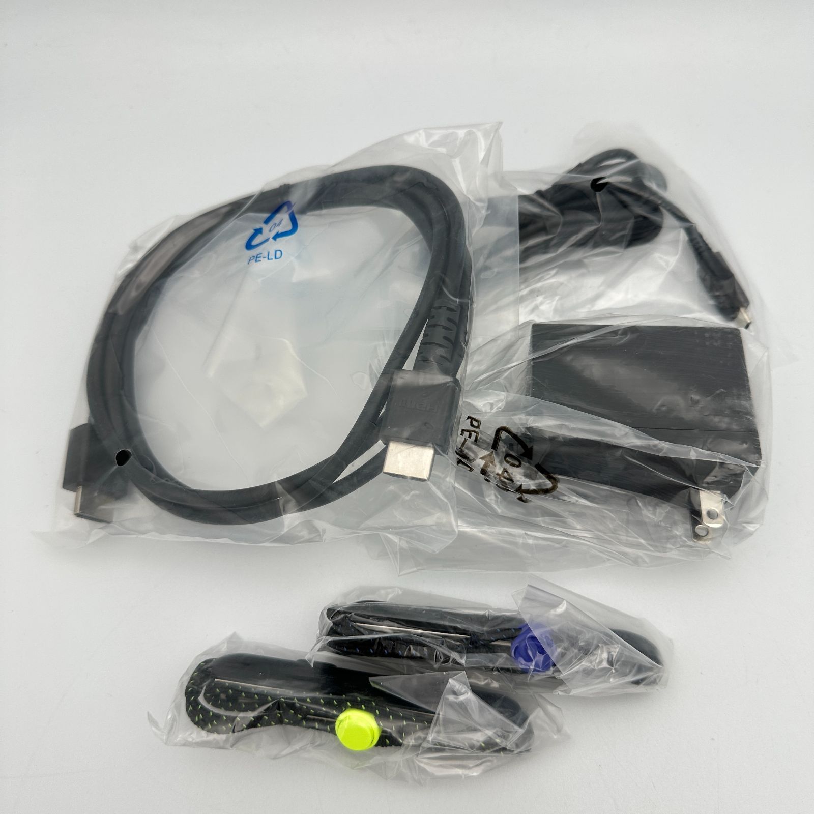 中古・美品】Nintendo Switch(有機ELモデル) スプラトゥーン3 