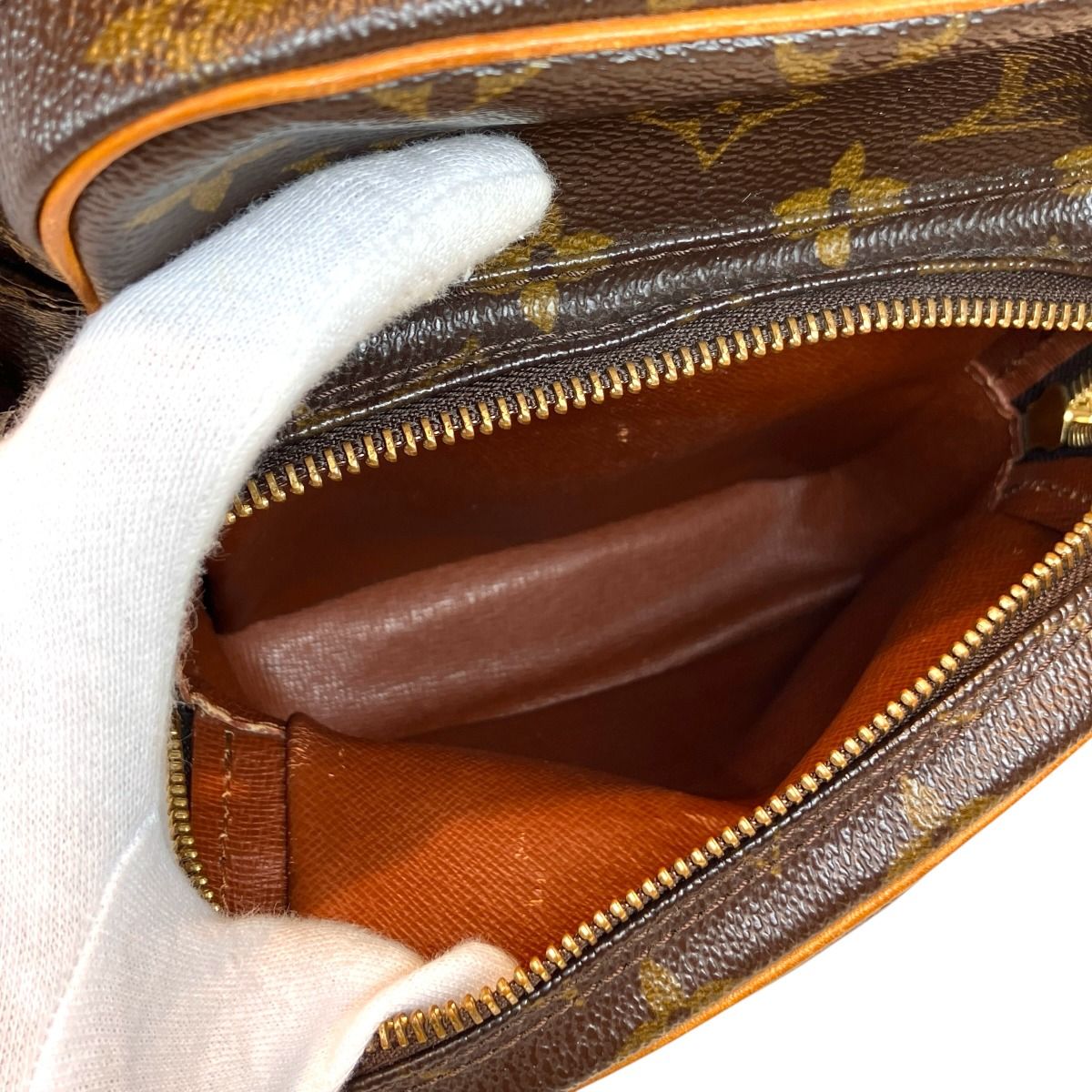 ルイ・ヴィトン LOUIS VUITTON アマゾン モノグラム ショルダーバッグ