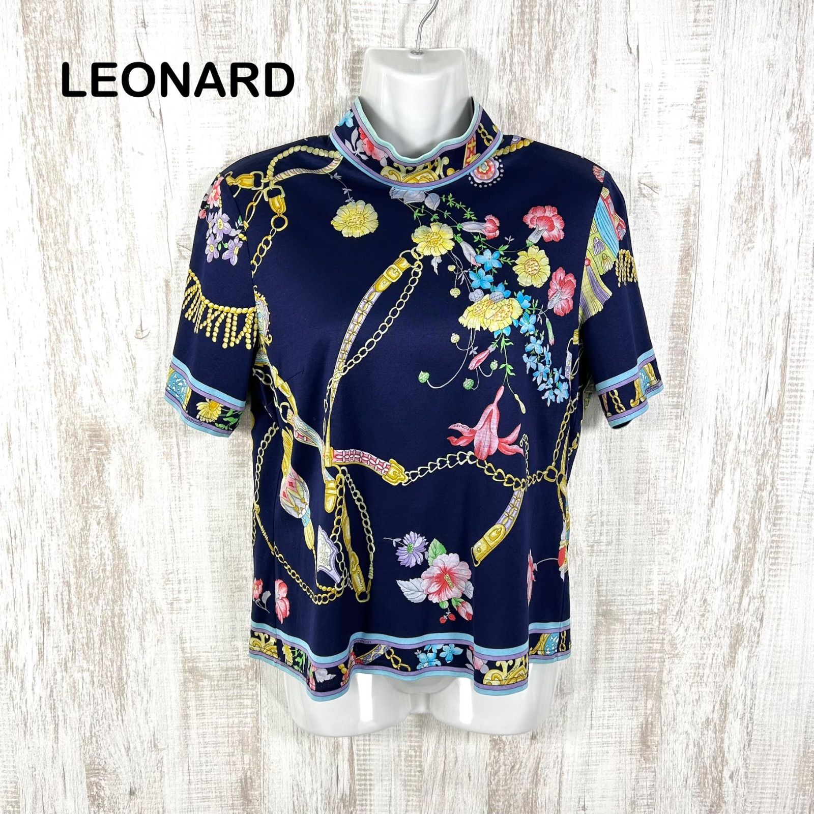 【極美品】LIONARD レオナール 花柄カットソー ネイビー M LEONARD レオナール チェーン 花柄 コットンカットソー ネイビー