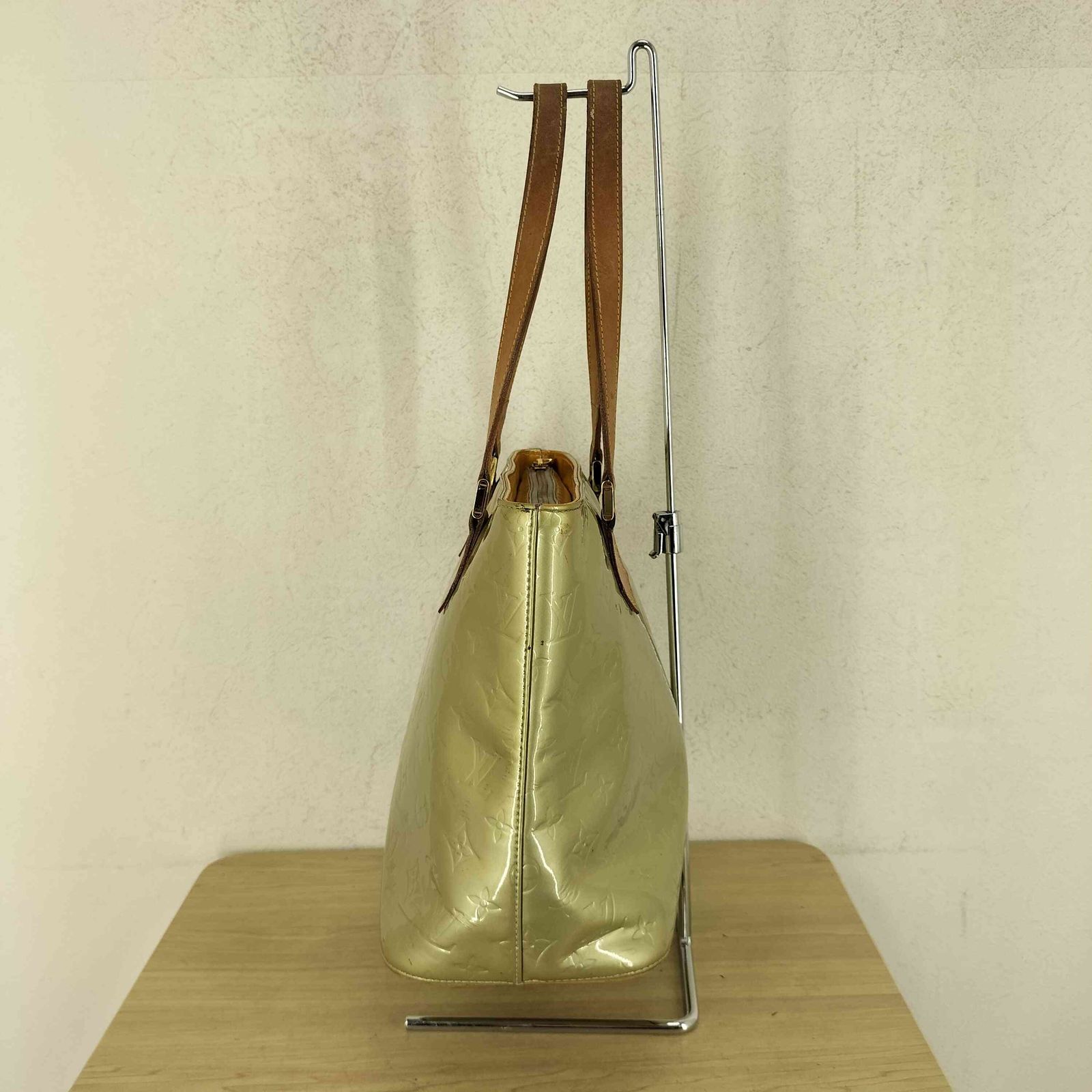 ルイヴィトン LOUIS VUITTON モノグラム ヴェルニ ヒューストン トート 