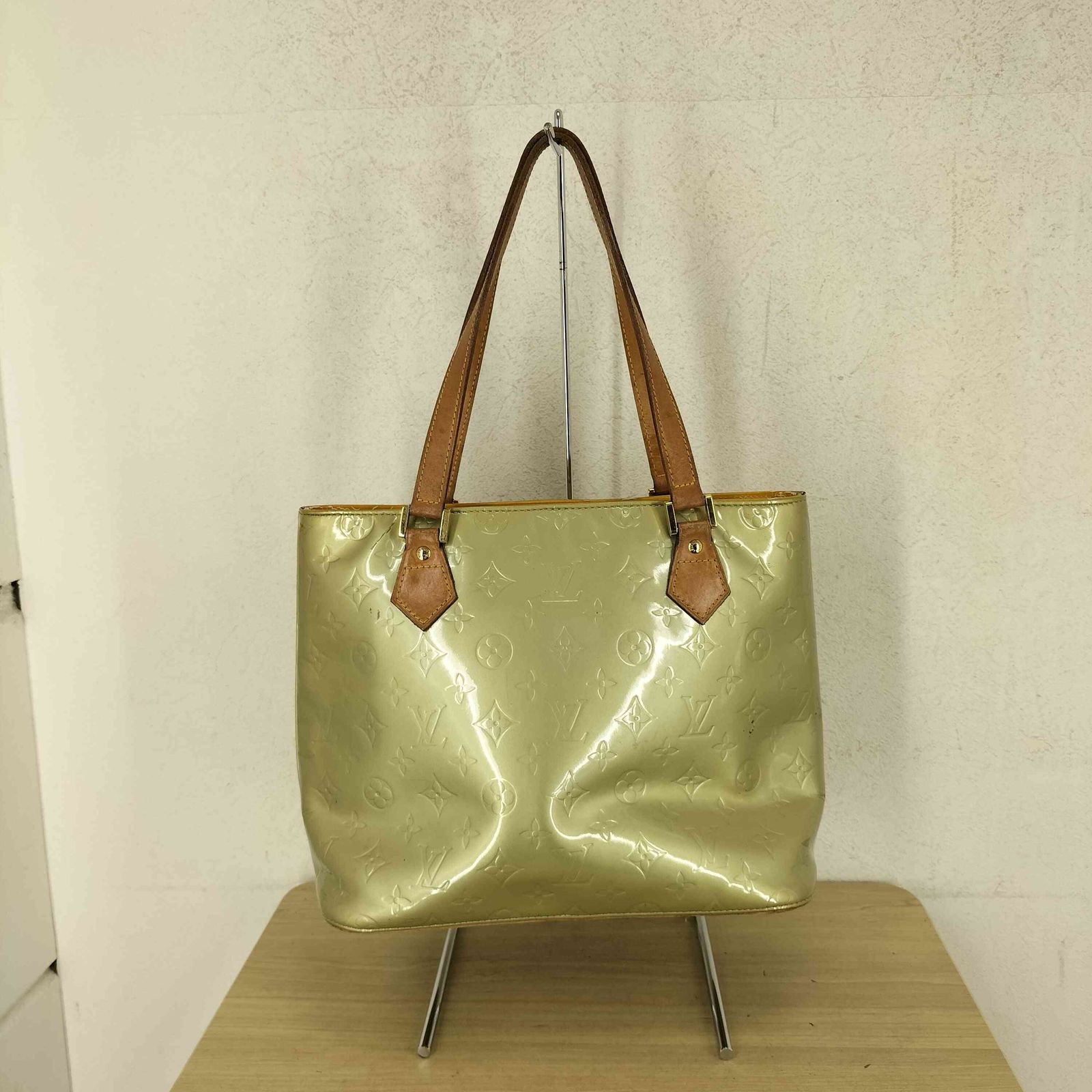 ルイヴィトン LOUIS VUITTON モノグラム ヴェルニ ヒューストン トート