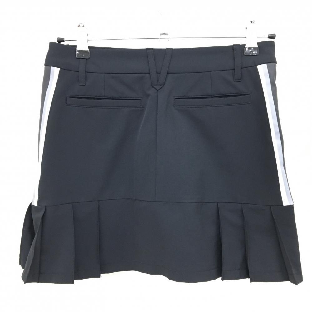 美品】デサントゴルフ スカート 黒×白 サイドプリーツ 立体ロゴ 内側