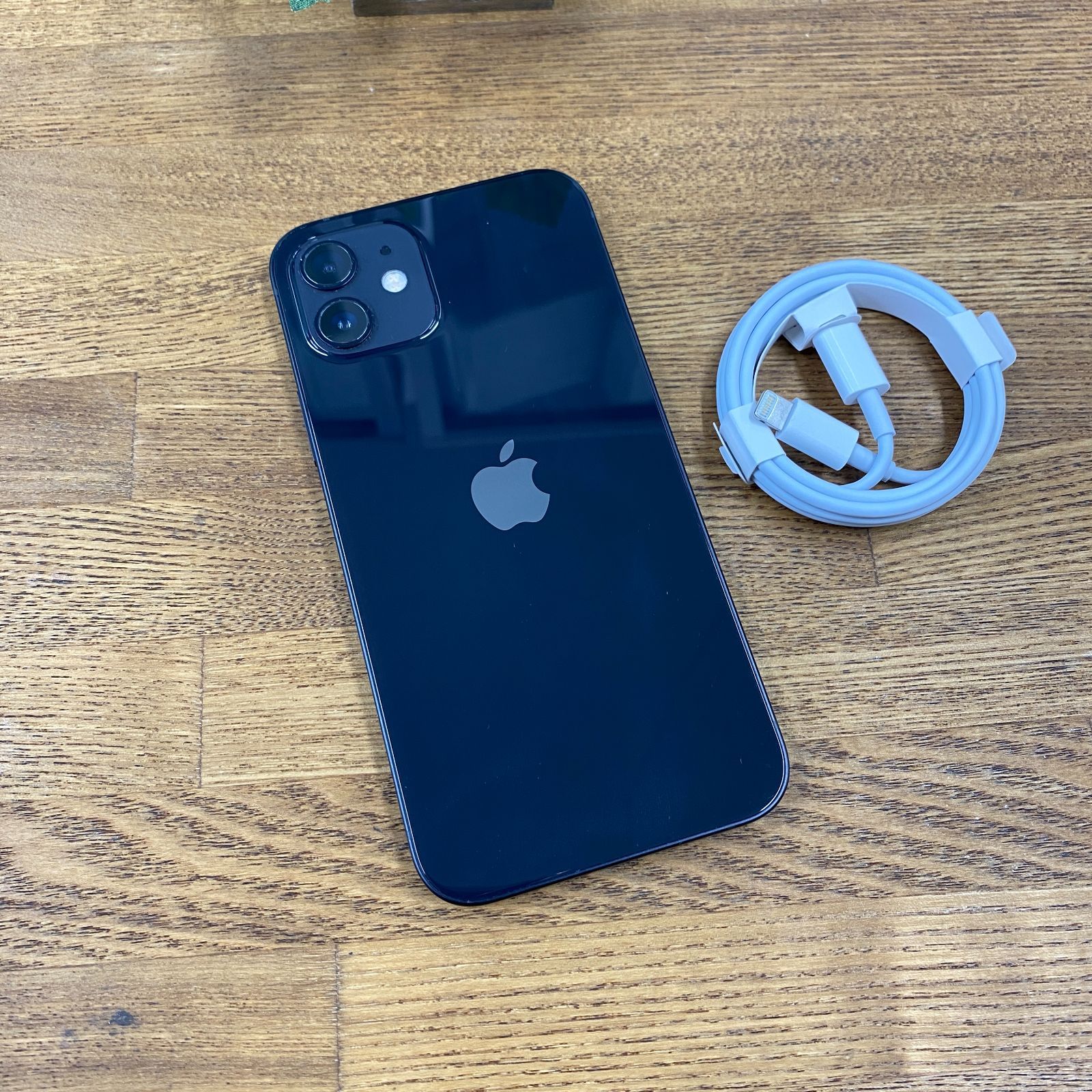 iPhone12 64GB ブラック 国内SIMフリー 送料無料