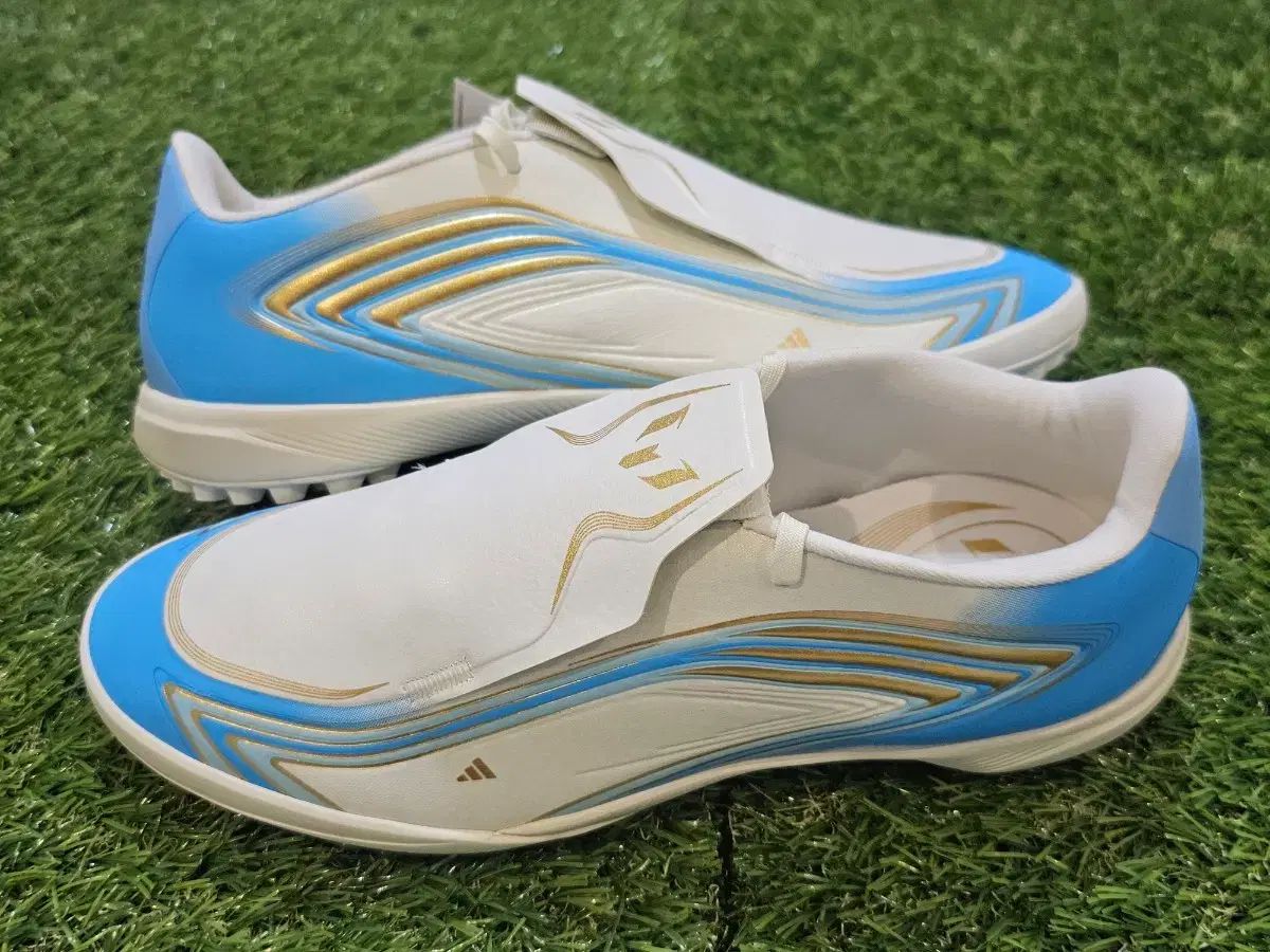 新品 アディダス F50 メッシ リーグラグビー El Ultimo Tangoパック
