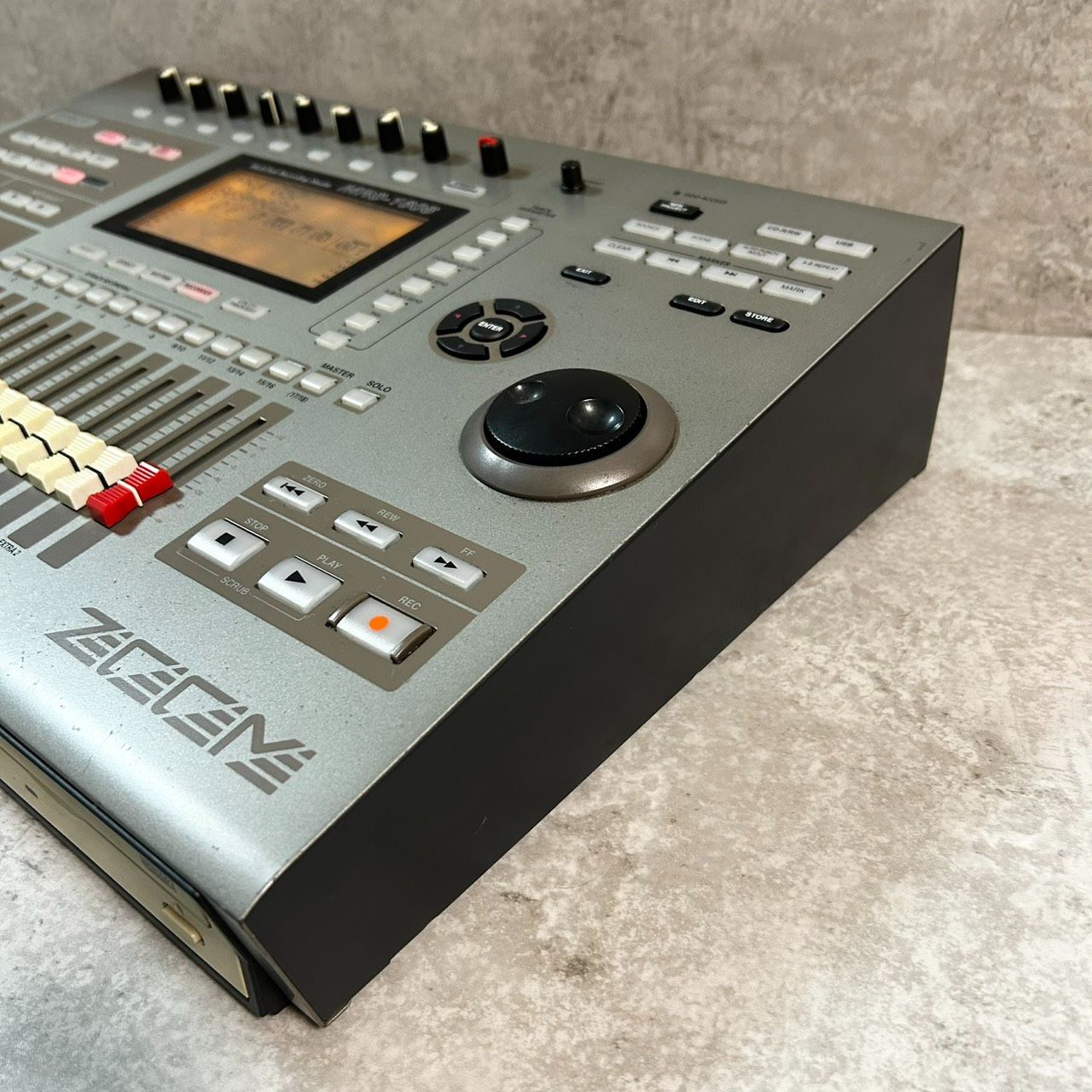 ZOOM MRS-1608 マルチトラックレコーダー - メルカリ