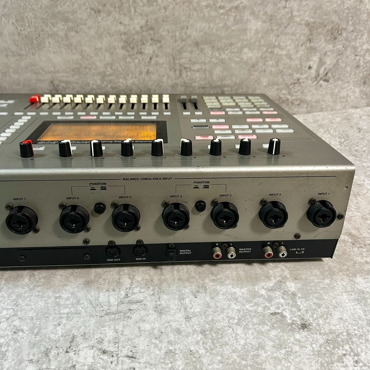 ZOOM MRS-1608 ミキサー • マルチトラックリコーダー ZOOM MRS-1608 マルチトラックレコーダー - メルカリ