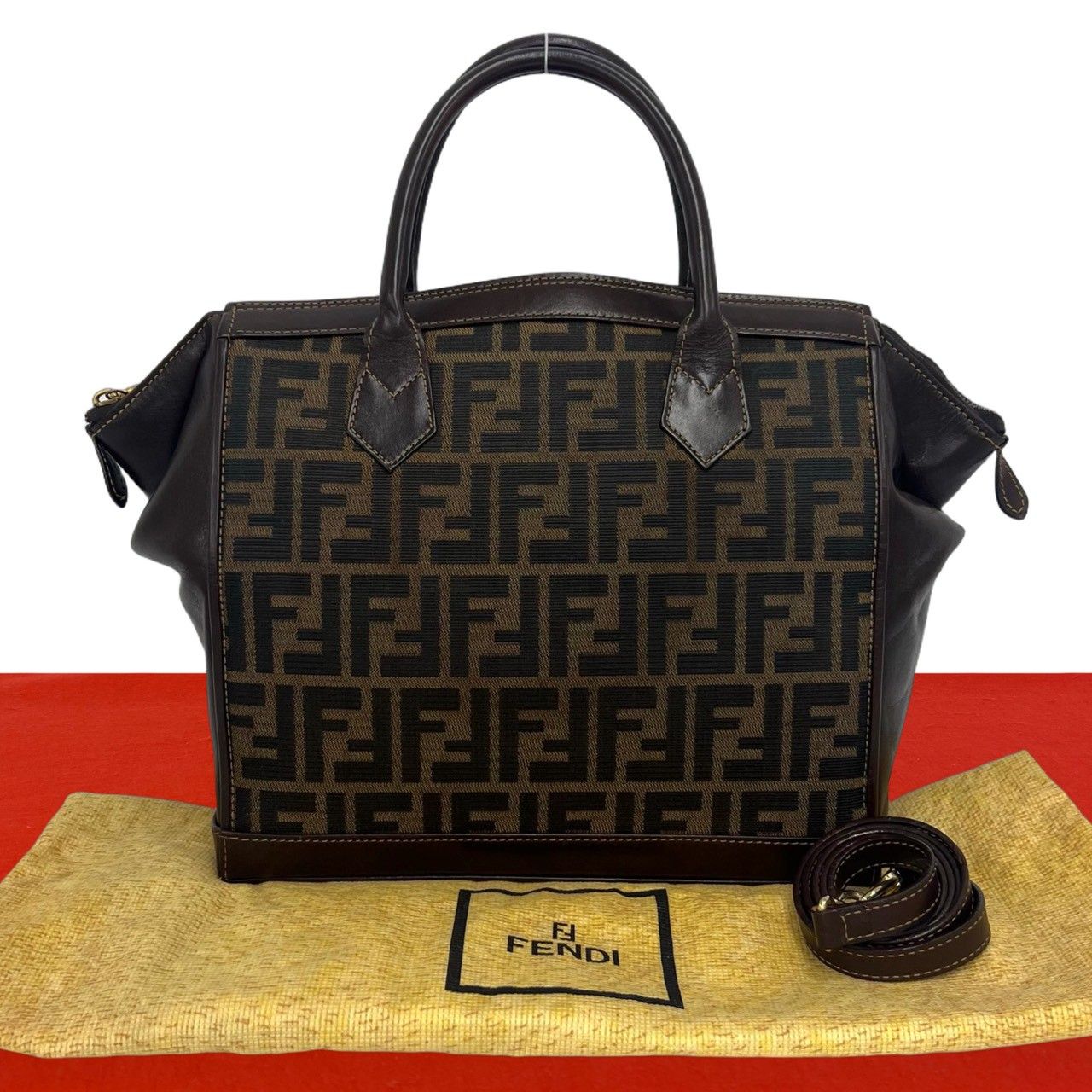 極 美品 袋付き FENDI フェンディ ヴィンテージ ズッカ FF ロゴ 柄