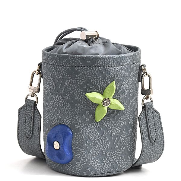ルイヴィトン バッグ メンズ トリヨンクライミング チョークポーチ モノグラム トリヨン グレー Louis Vuitton M81572 中古