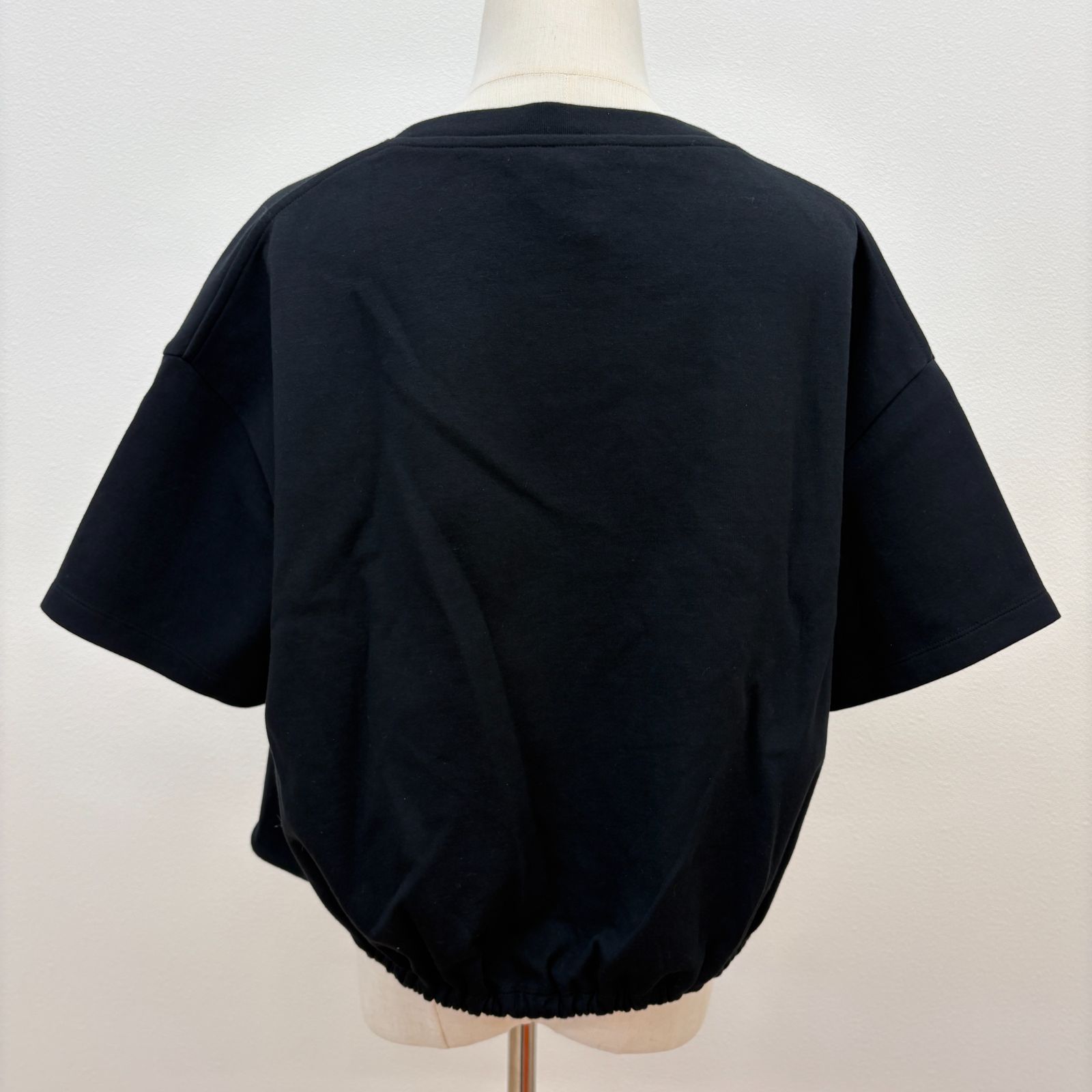⭐️ ロエベ　黒　クロップドTシャツ 半袖　アナグラム 鑑定済み 】ロエベ 《 アナグラム 刺繍 クロップドTシャツ 》 S