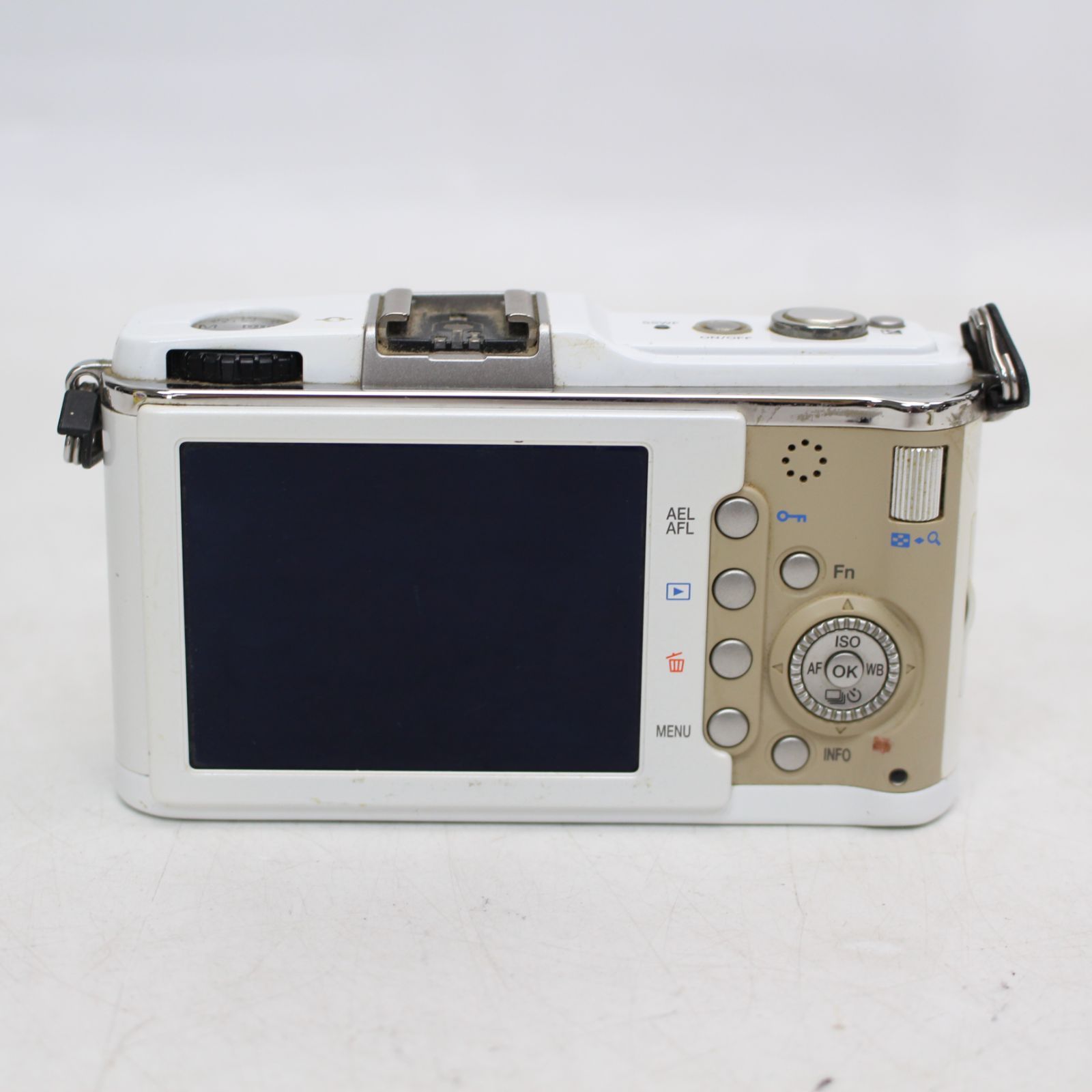 458)OLYMPUS ミラーレス一眼 E-P1 ボディ ホワイト ジャンク品 - メルカリ