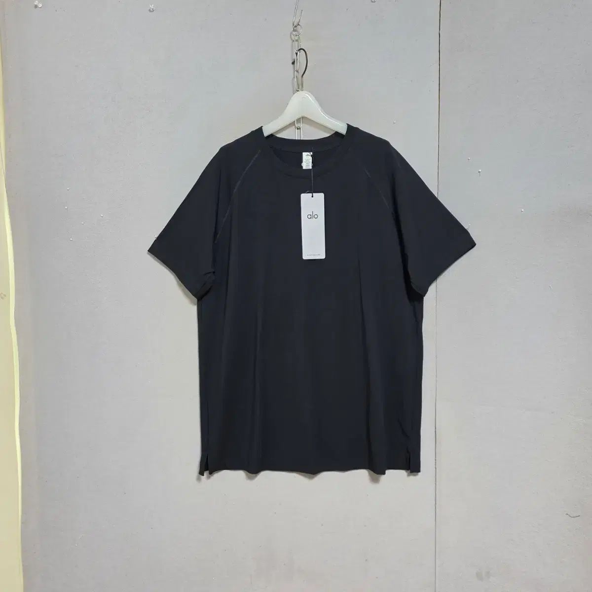 アロ ヨガ ブラック Tシャツ L 未使用品 n6906