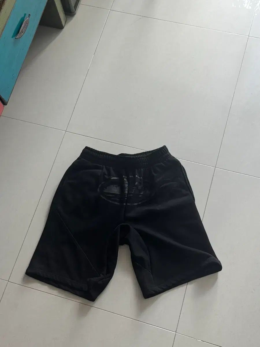 コルテズ ハーフパンツ