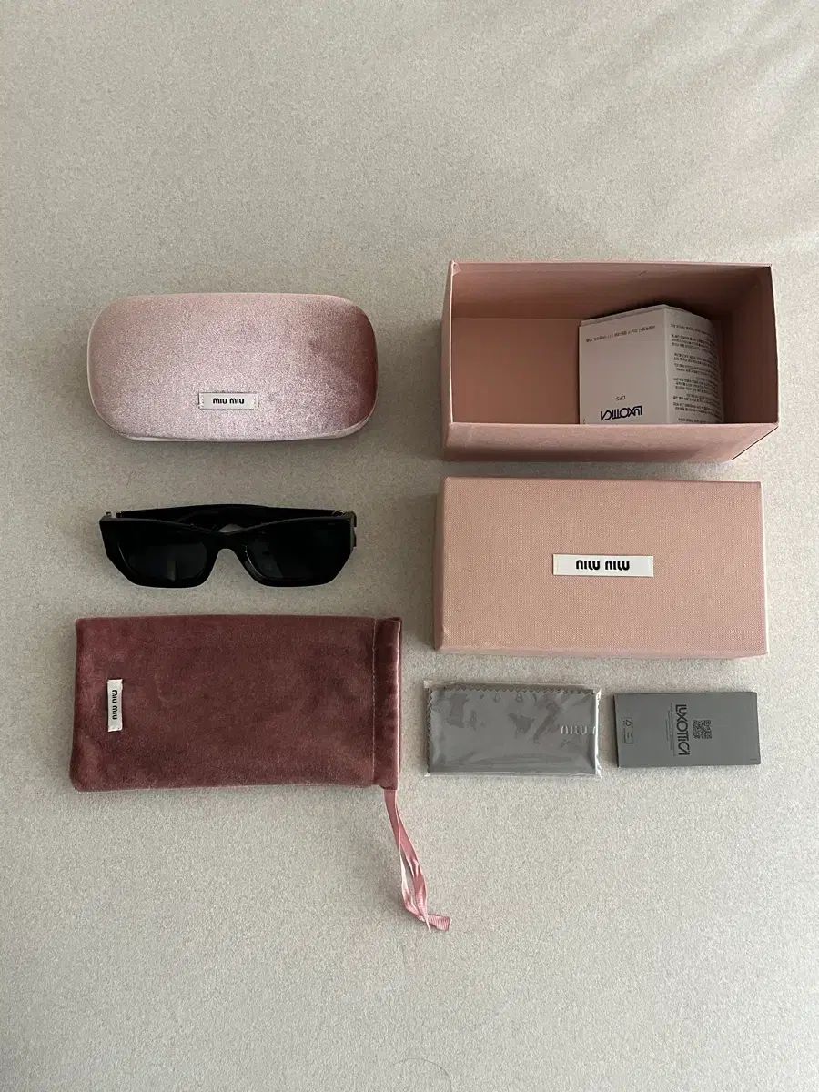 フルセット ミュウミュウ グリームス サングラス 正規品