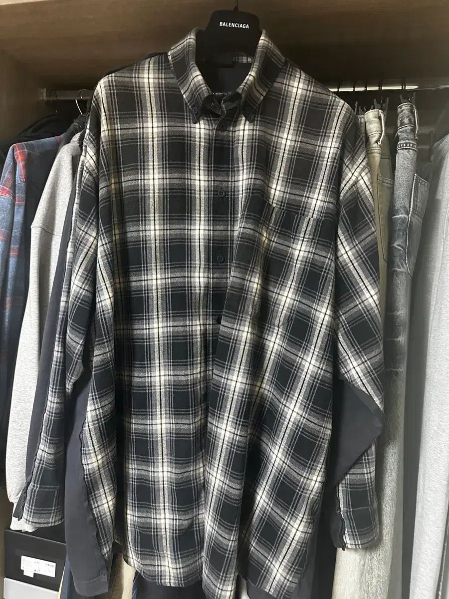 バレンシアガ 25fw ハイブリッド シャツ