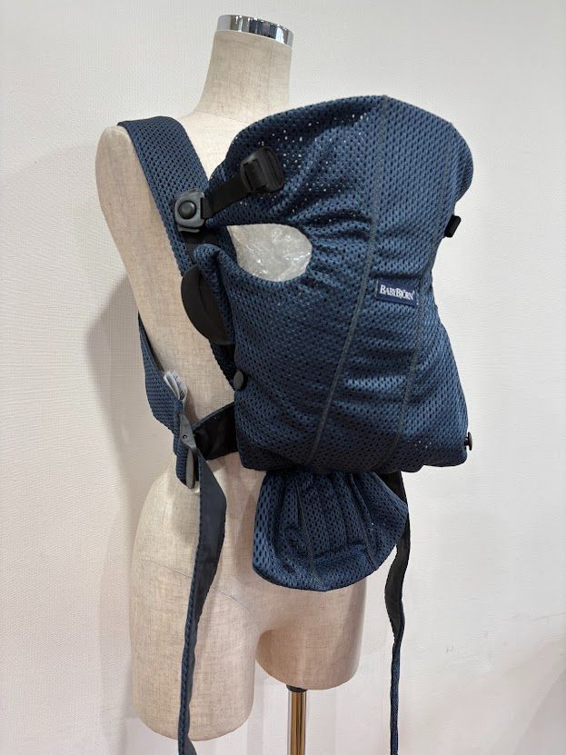 BABYBJÖRN ベビーキャリアミニ エア　メッシュ　ネイビーブルー BABYBJÖRN ベビーキャリアミニ エア メッシュ ネイビーブルー