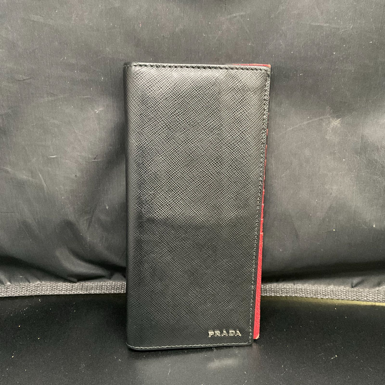 プラダ 　 サフィアーノ 長財布 B26010009
