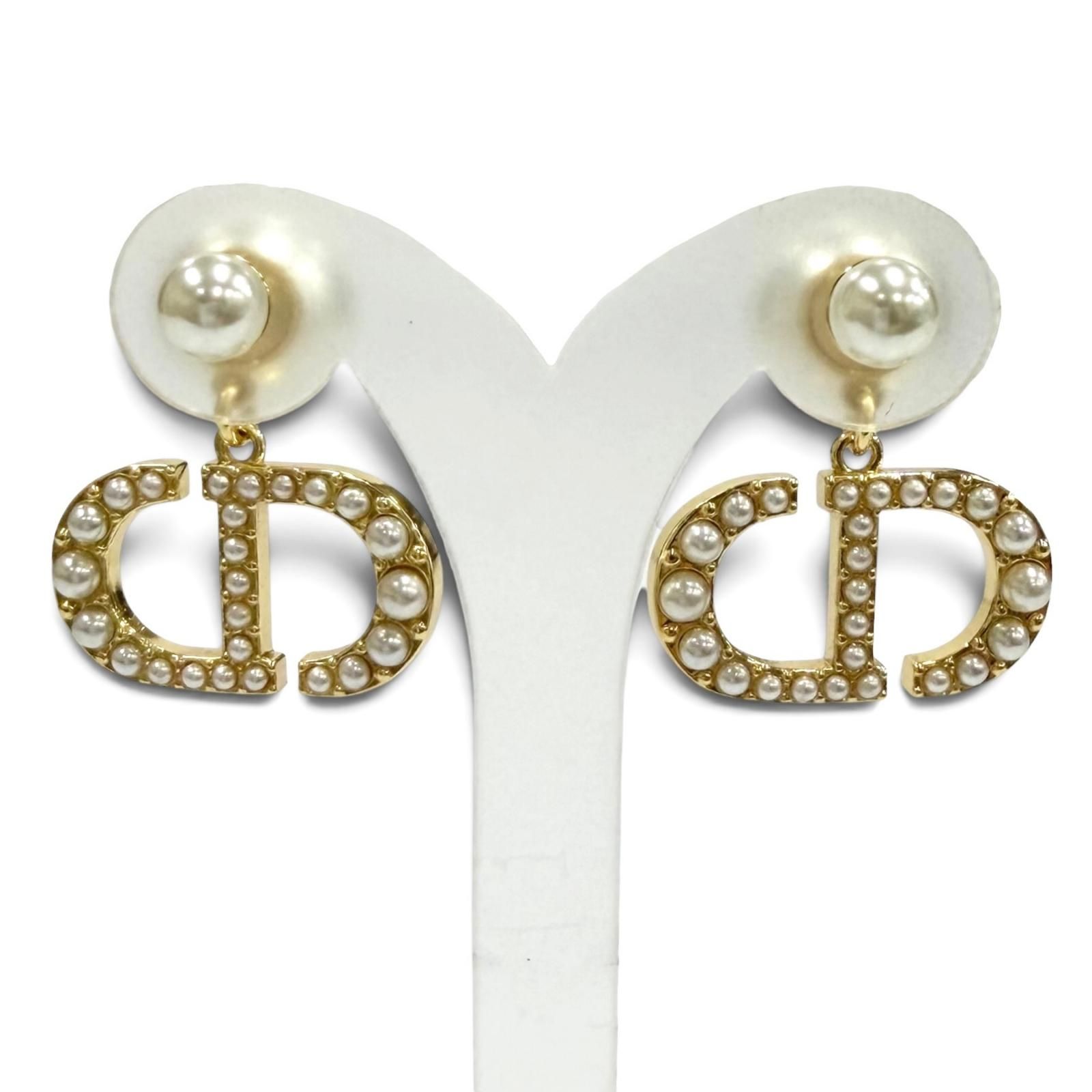 未使用品☆DIOR ディオール Dior Tribales ピアス CD クリスタルロゴ